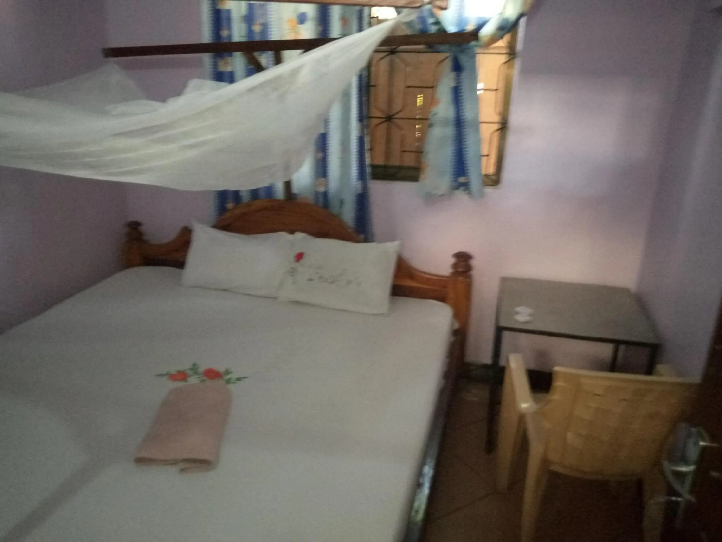 Bed in Kicec bar and guest house airport