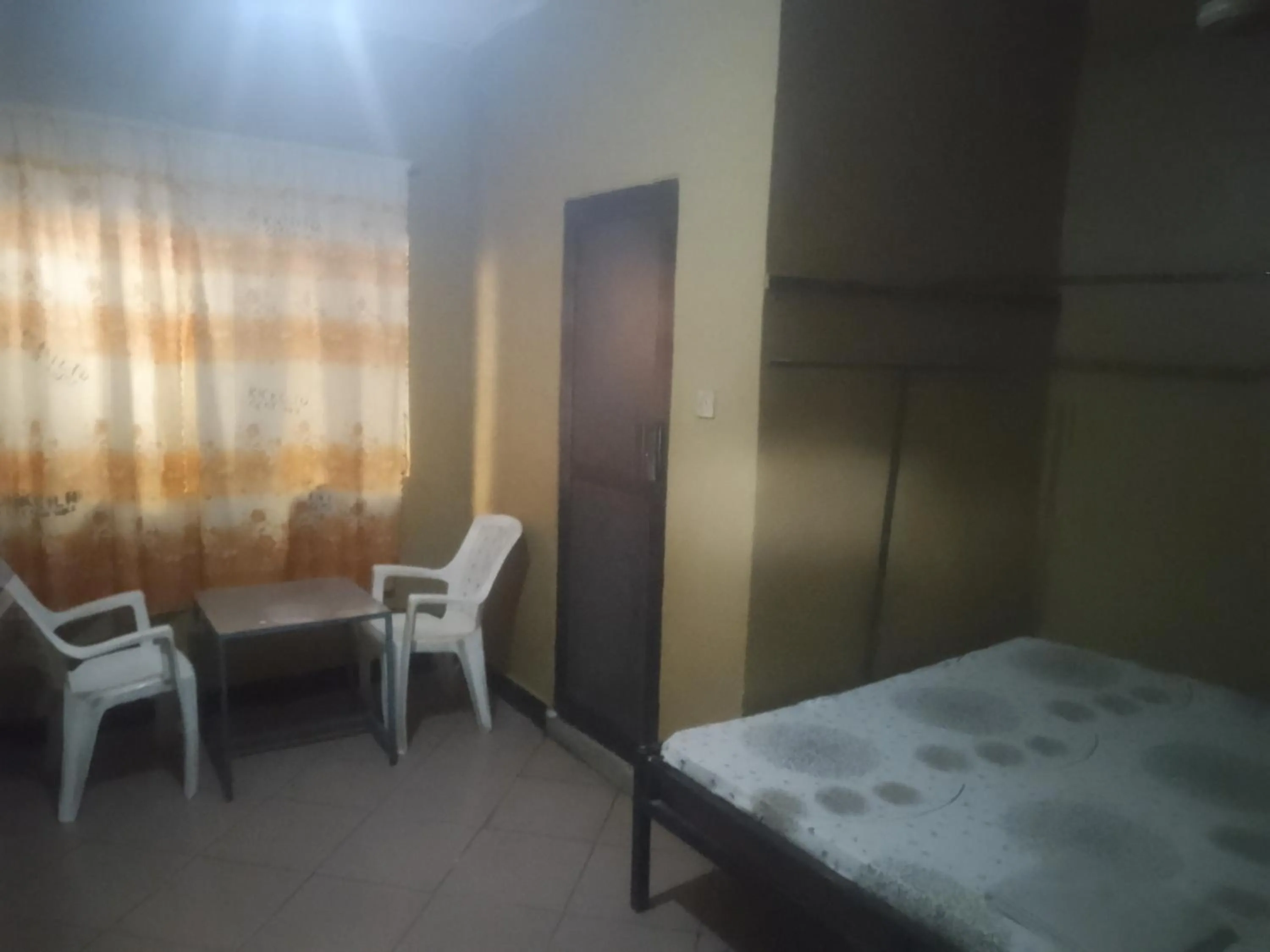 Bed in Kicec bar and guest house airport