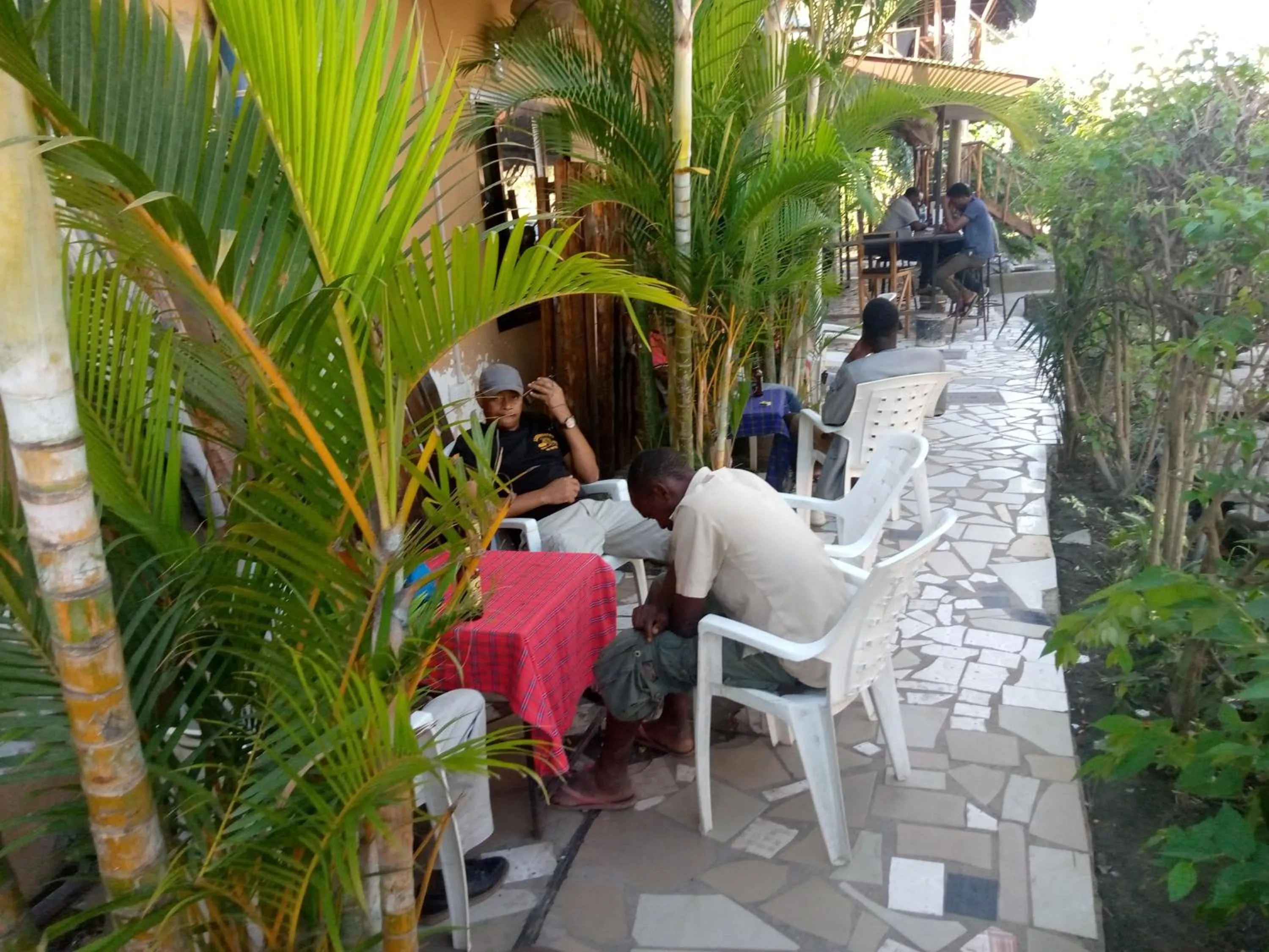 Kicec bar and guest house airport