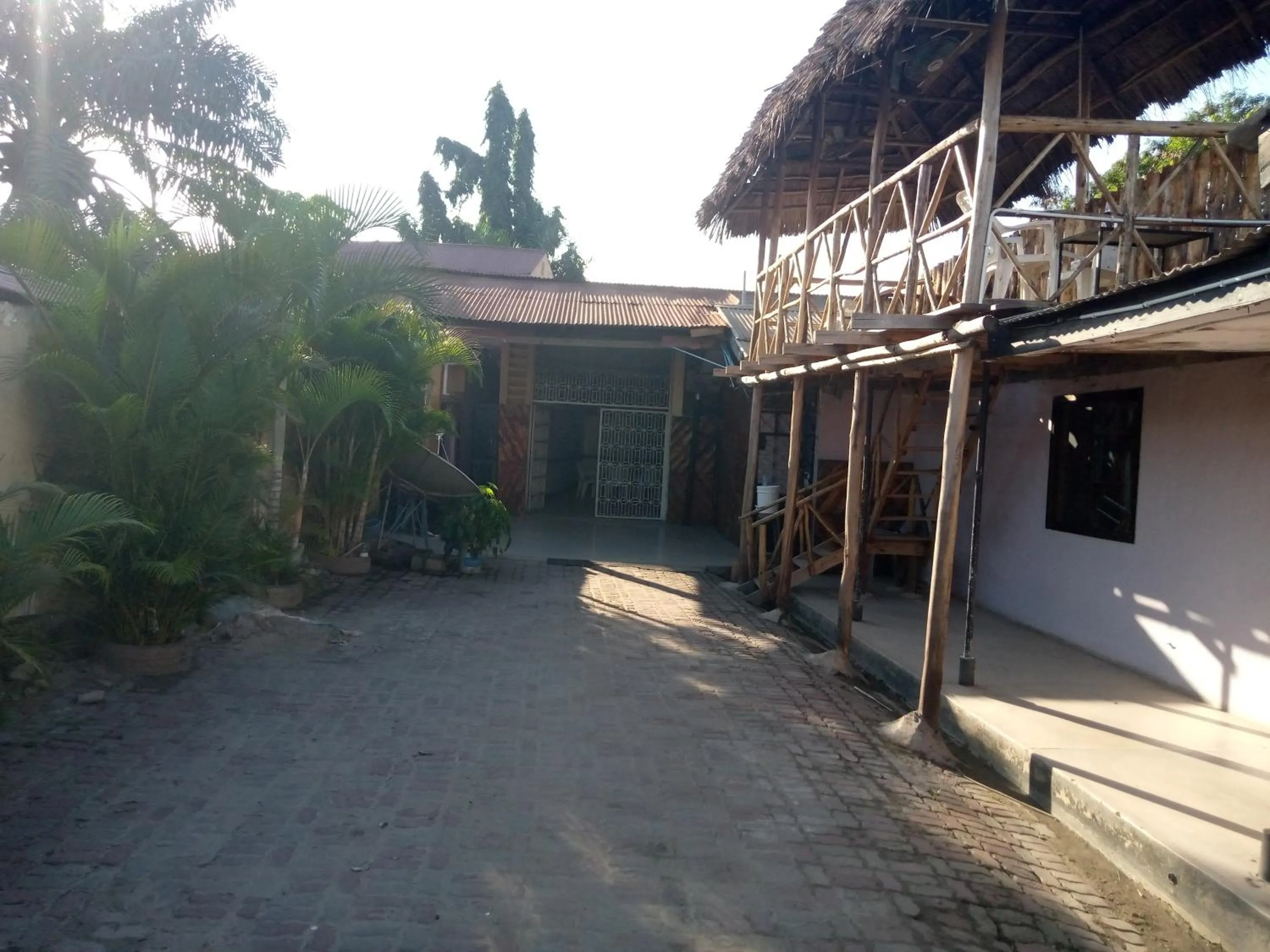 Facade/entrance in Kicec bar and guest house airport