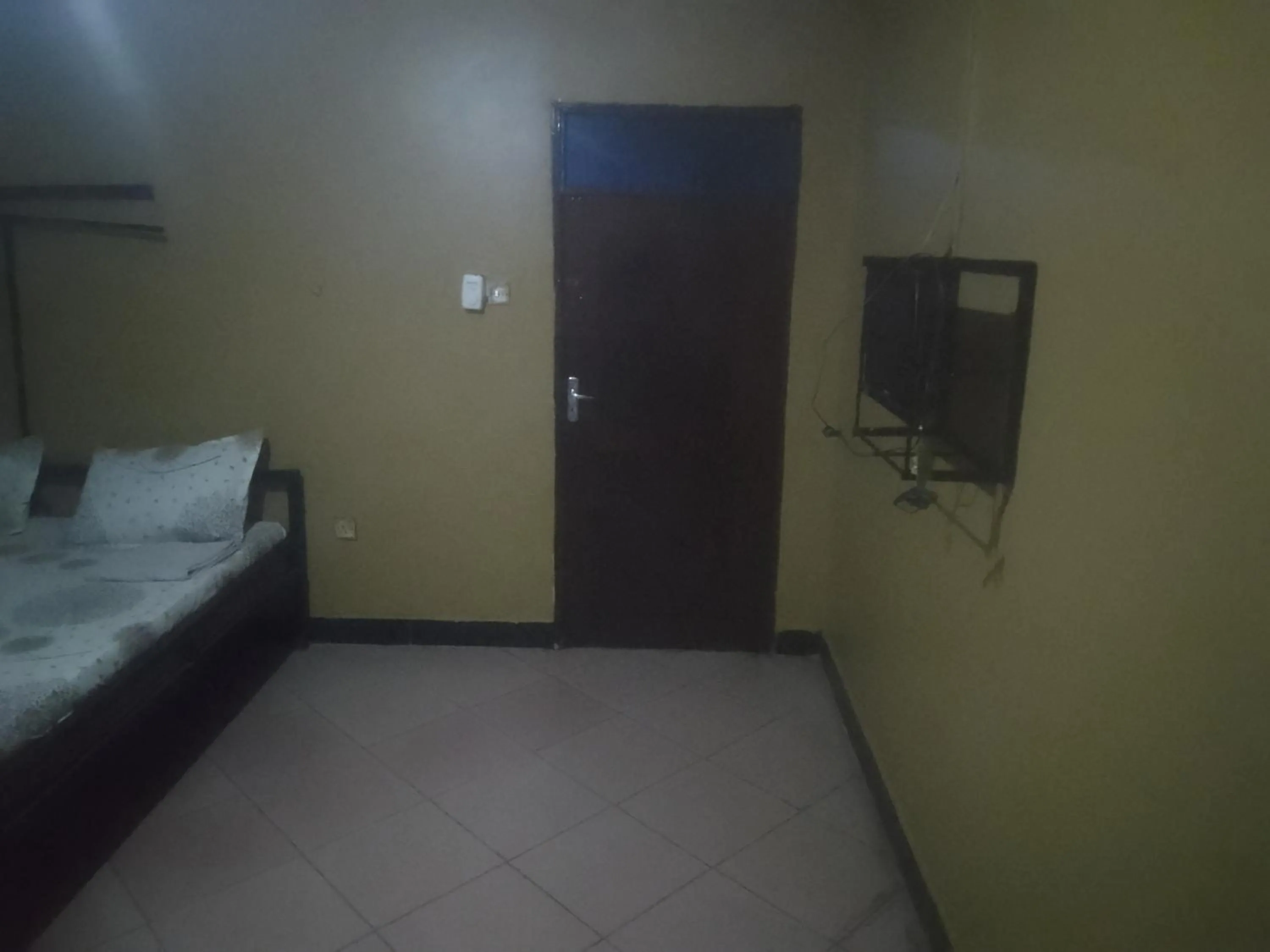 Bed in Kicec bar and guest house airport