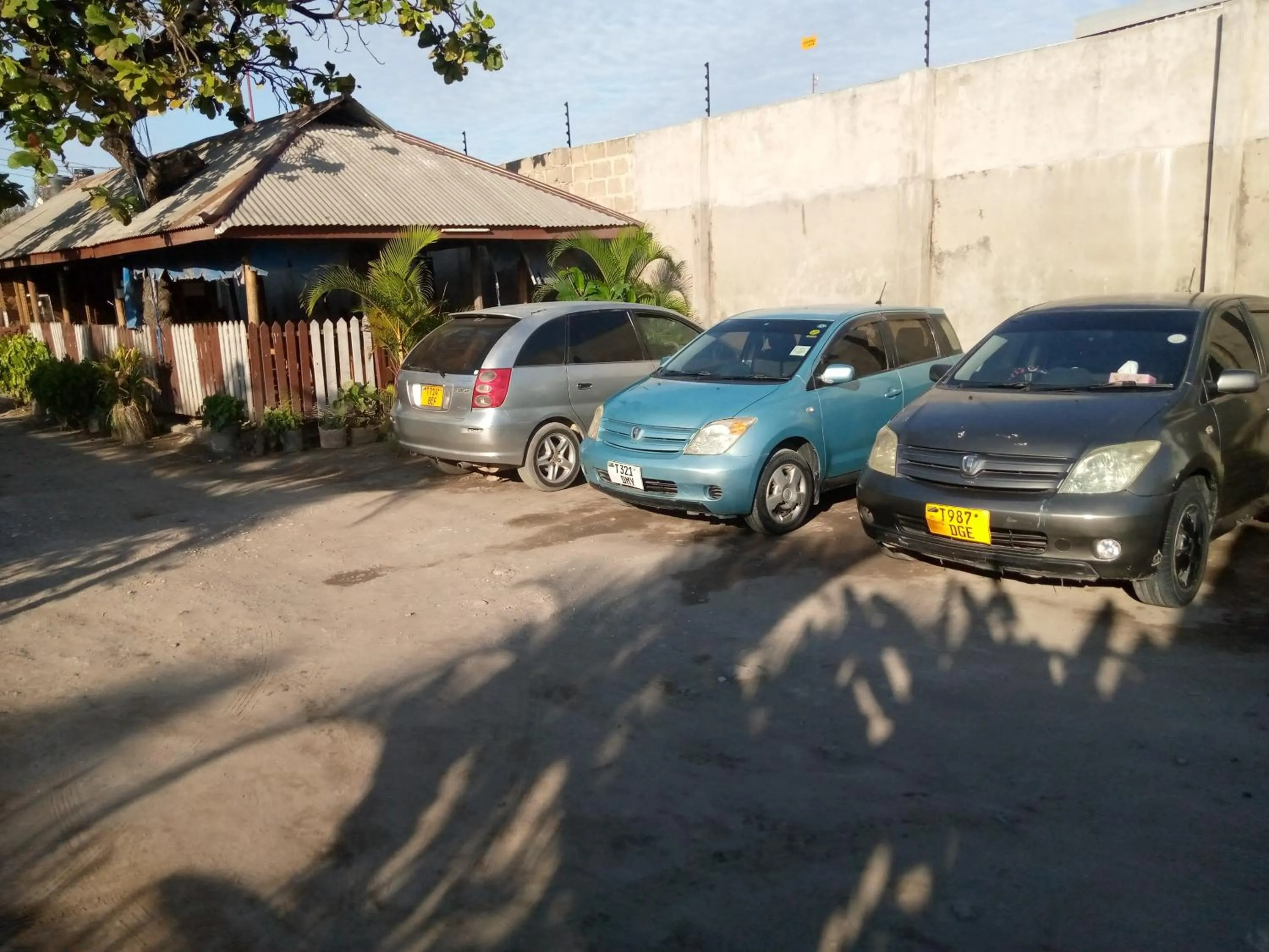 Kicec bar and guest house airport