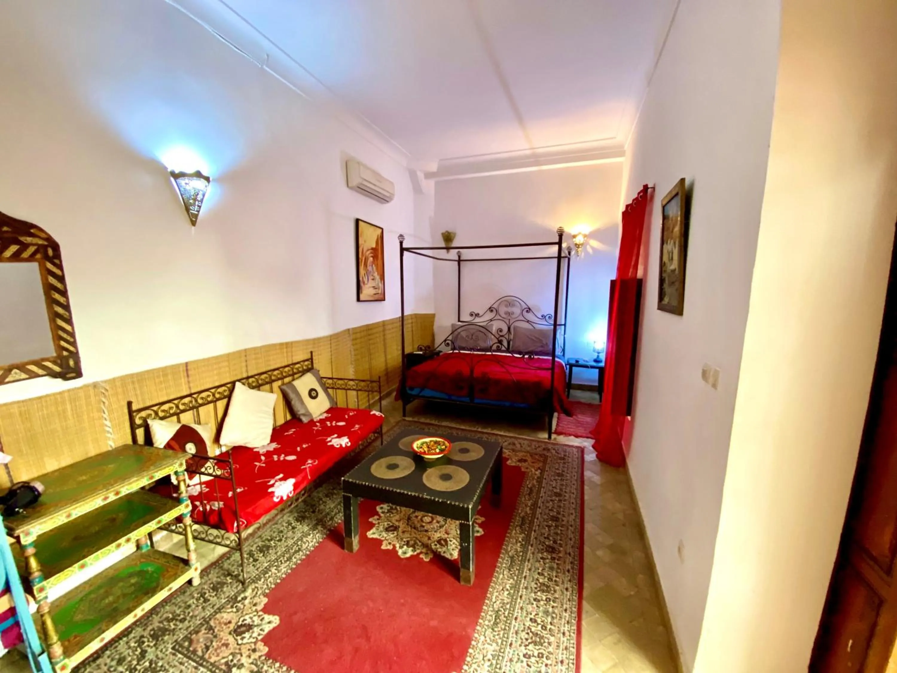 Bedroom in Riad Mandalay