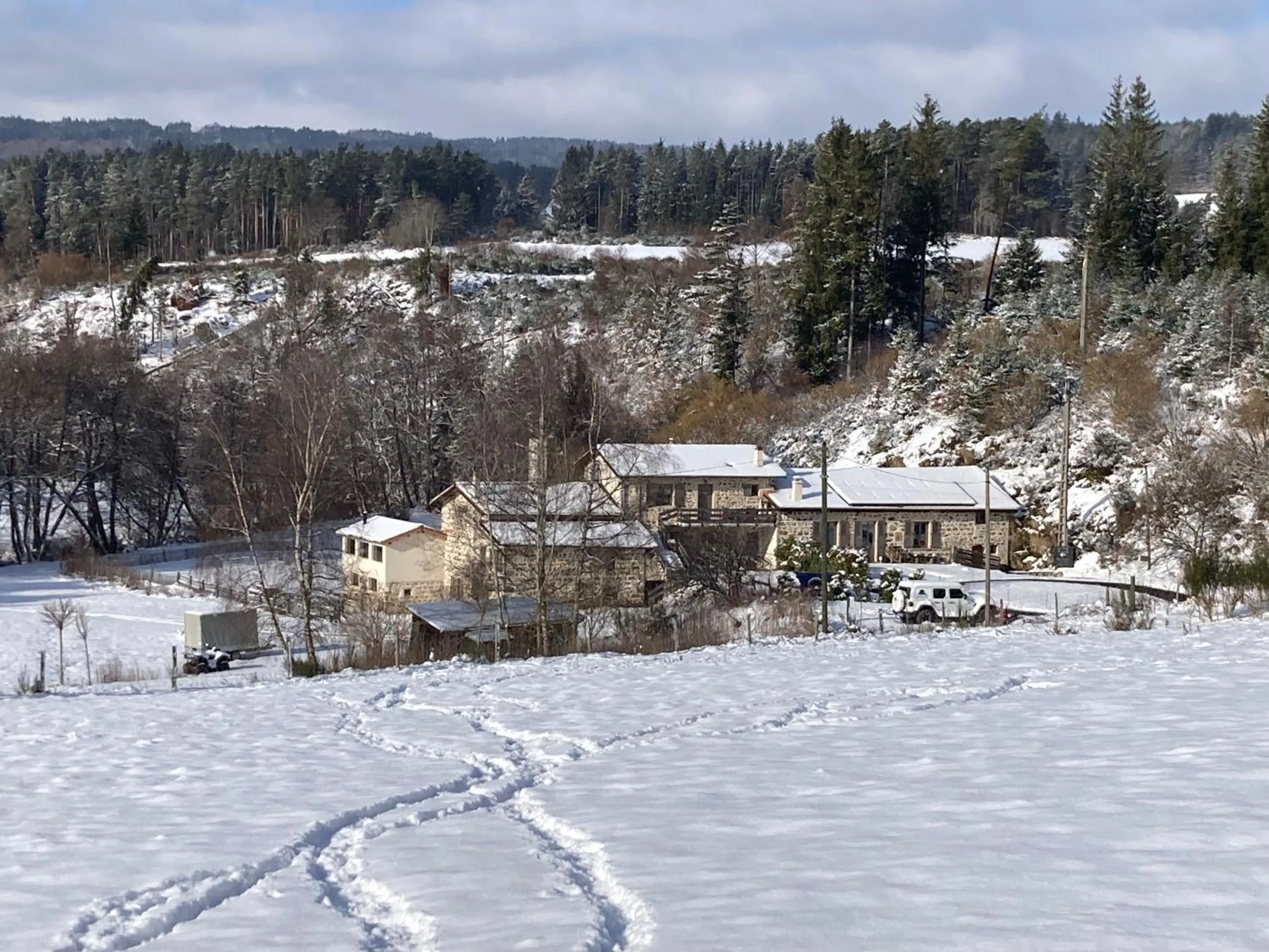 Property building in Moulin des Comtes - Chambre les Rochers