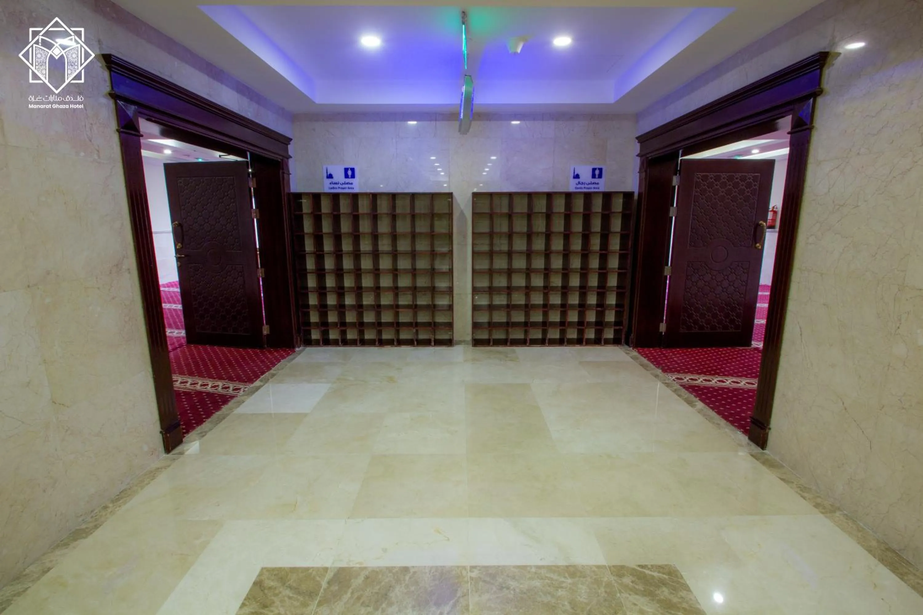 elevator in Manarat Gaza Hotel - Al Haram Tower