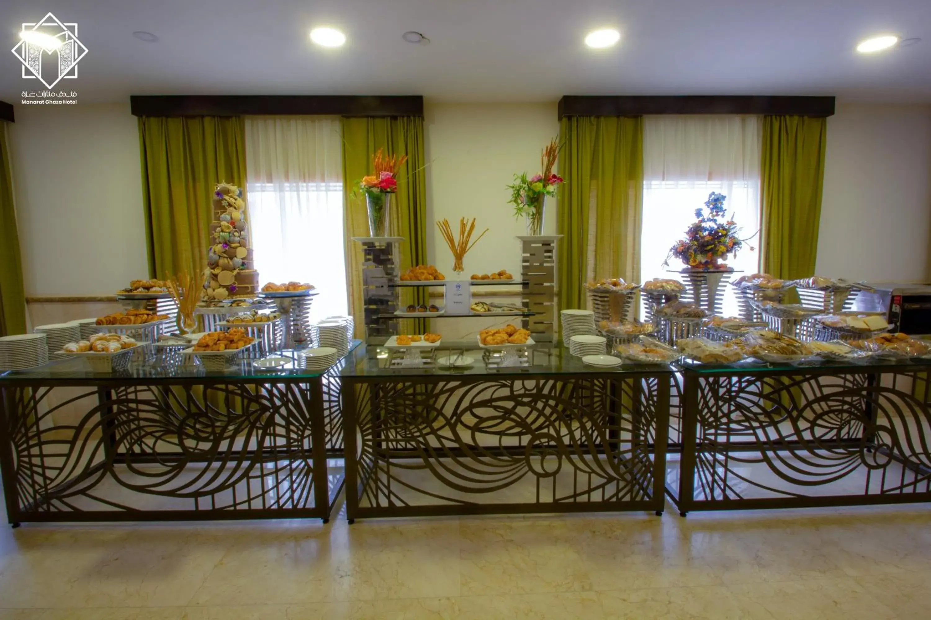 Food in Manarat Gaza Hotel - Al Haram Tower Food in Manarat Gaza Hotel - Al Haram Tower