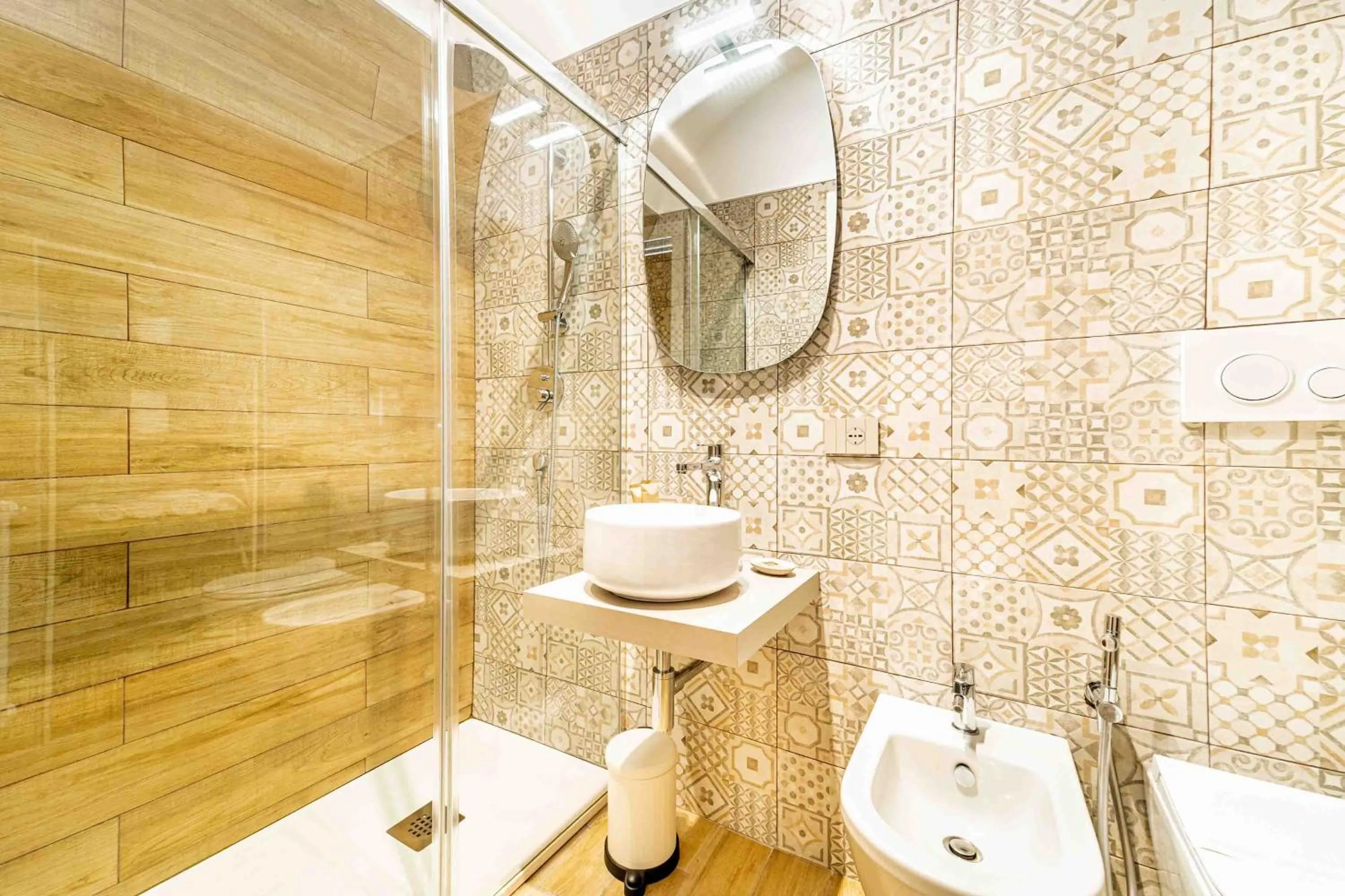 Shower in Il Melograno - Suite Deluxe