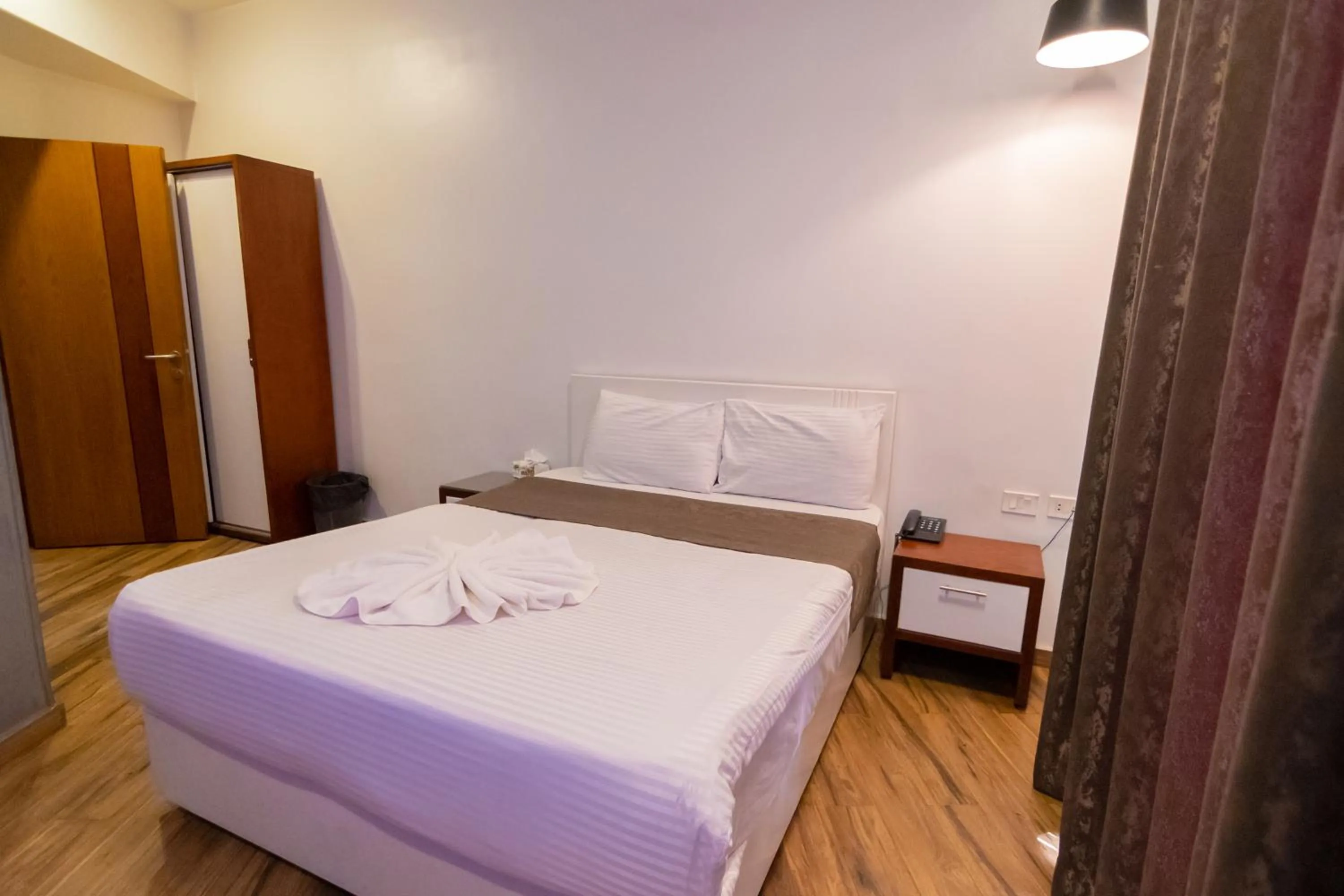 Bedroom, Bed in Museum Plaza