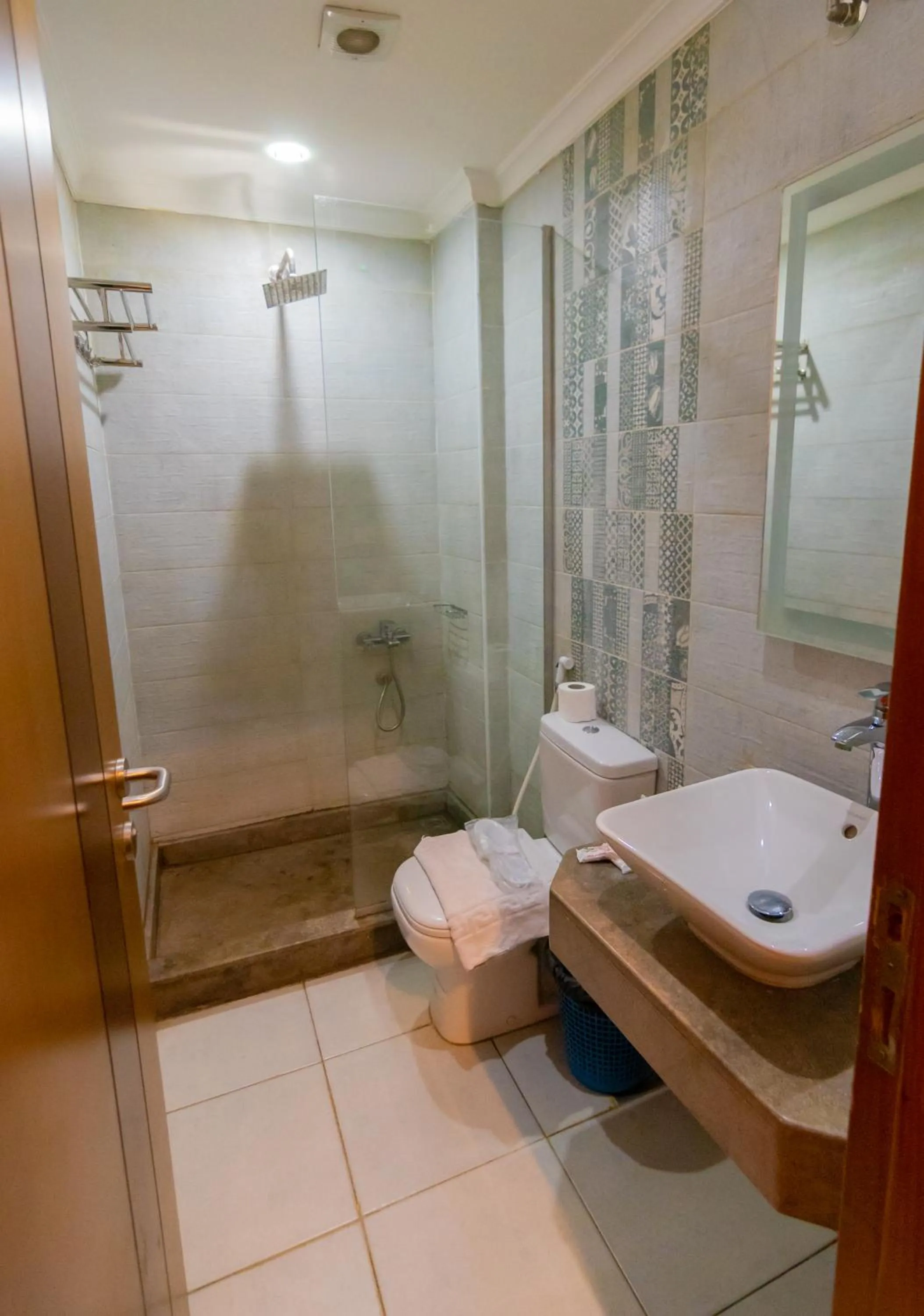 Bathroom in Museum Plaza