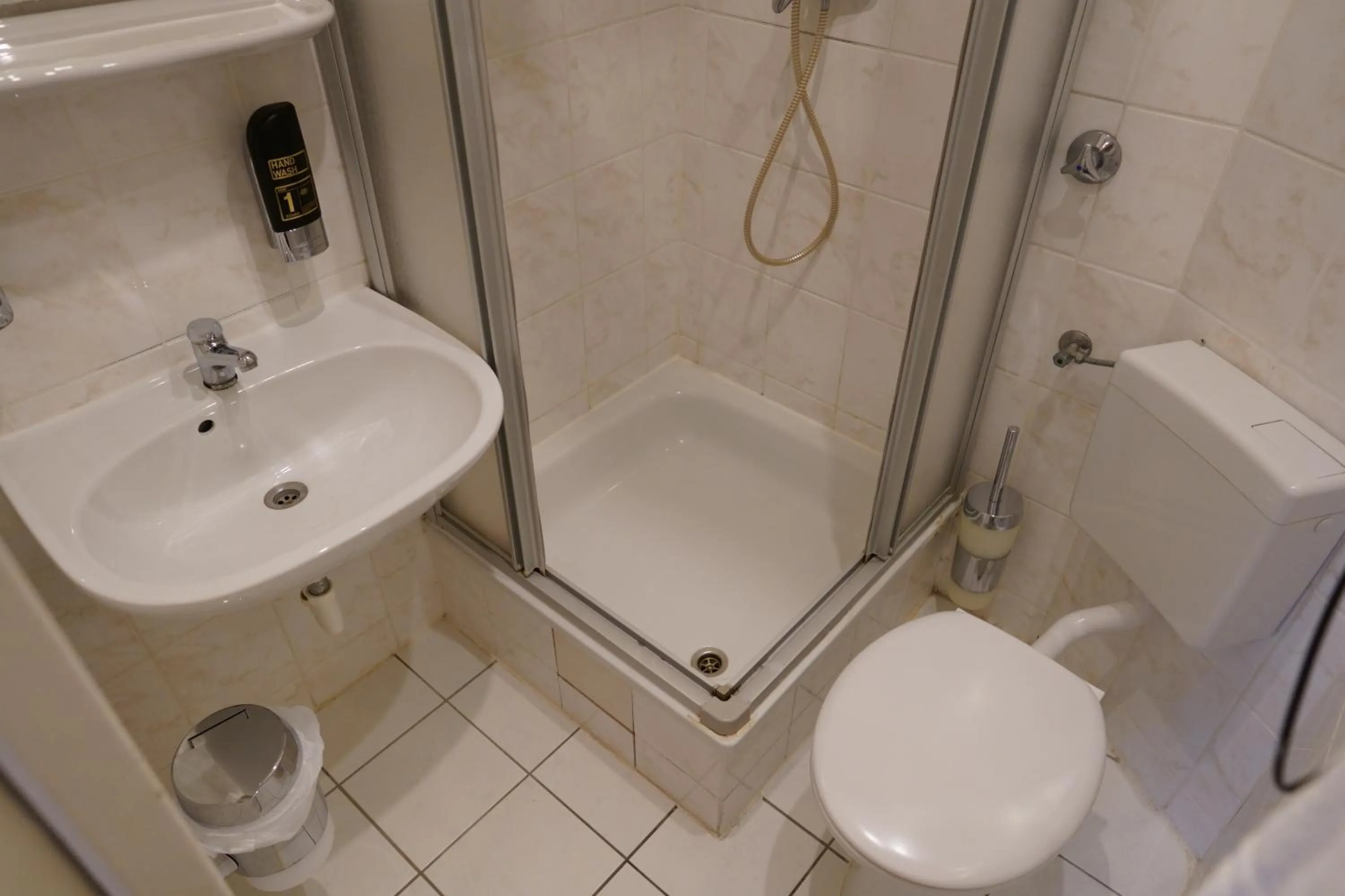 Bathroom in Hotel Xantener Eck