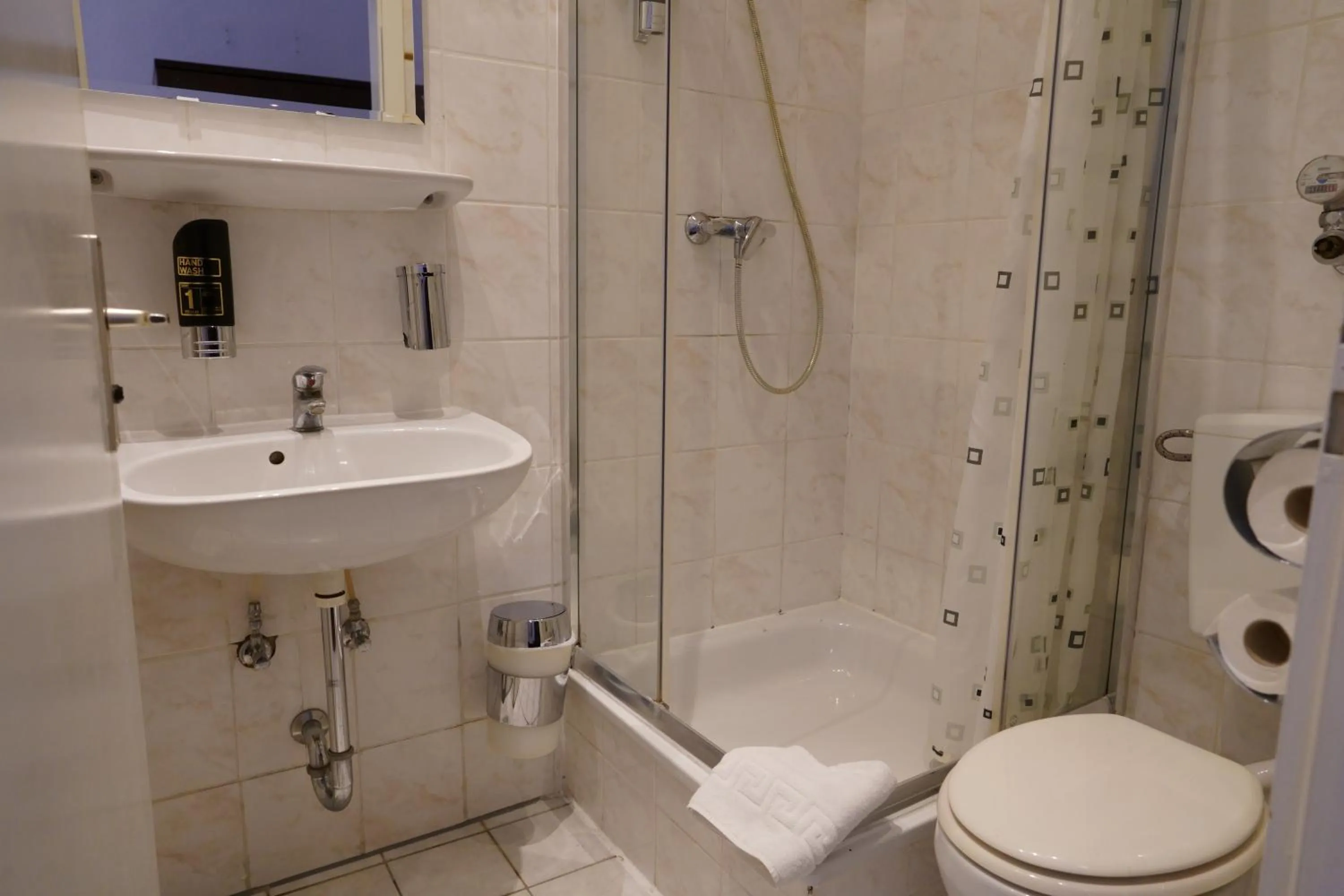 Bathroom in Hotel Xantener Eck