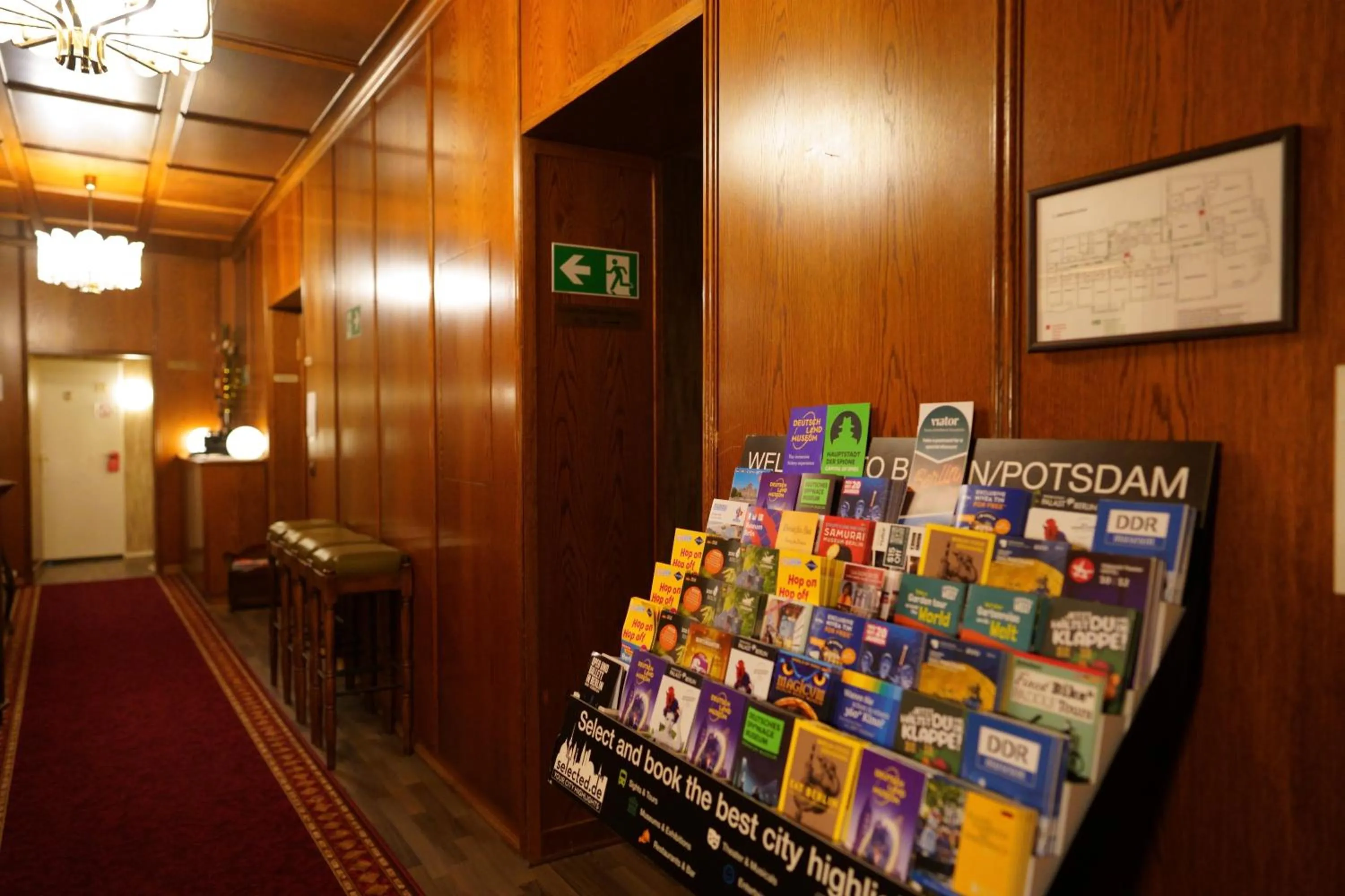 Lobby or reception in Hotel Xantener Eck