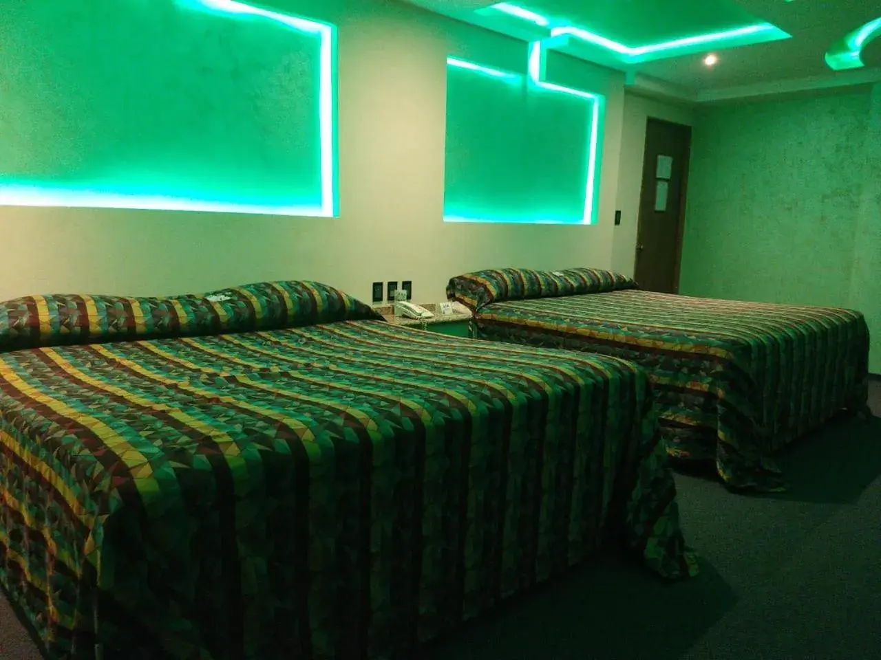 Quadruple Room in Hotel Siesta del Sur Quadruple Room in Hotel Siesta del Sur