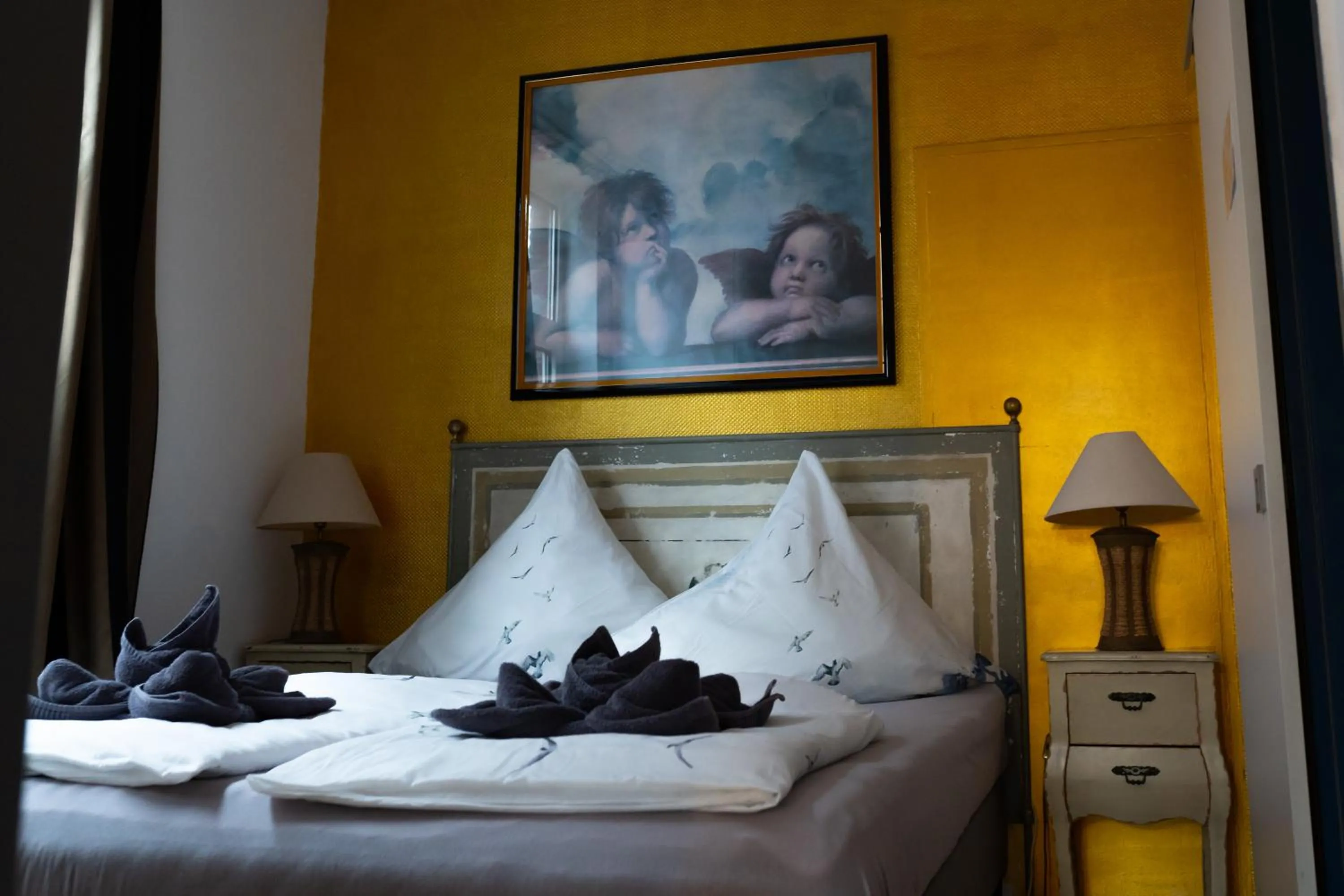 Bed in Aparthotel Domizil