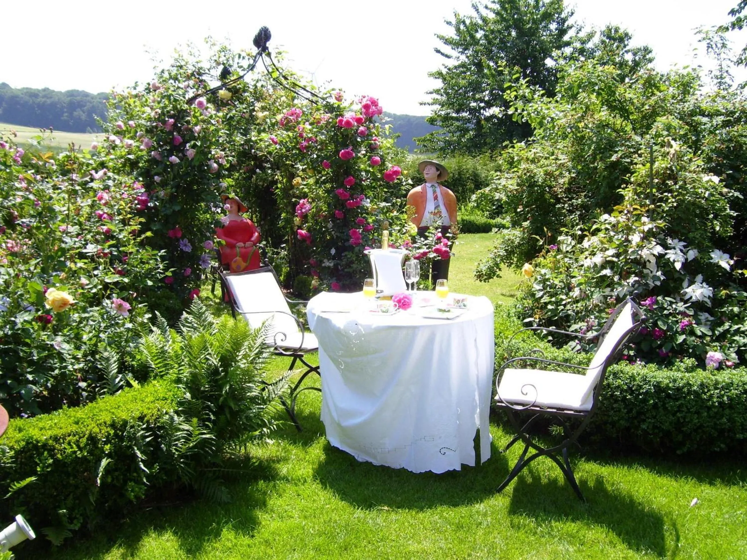 Garden in Romantik Hotel Zum Rosenhof