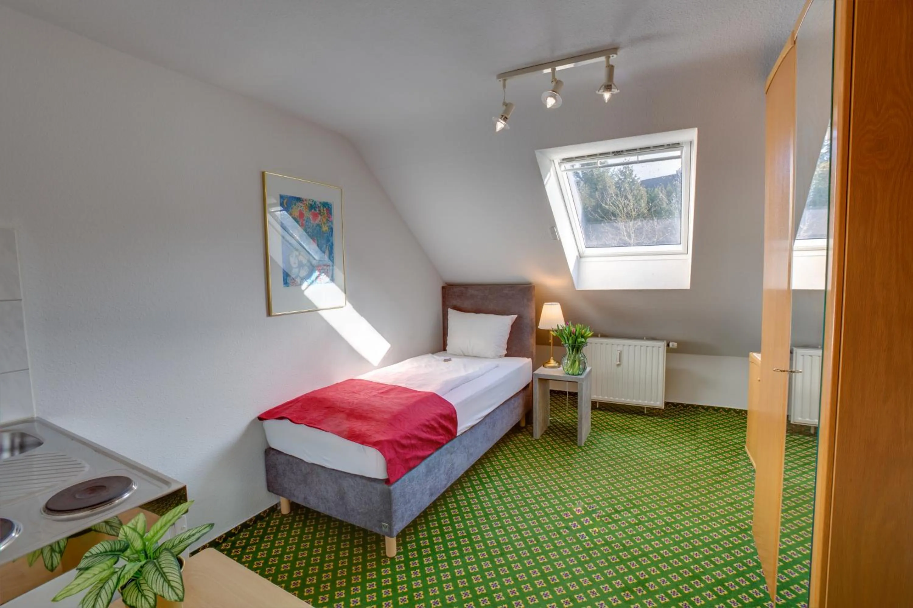 Bed in Hotel Leo Mühlhausen