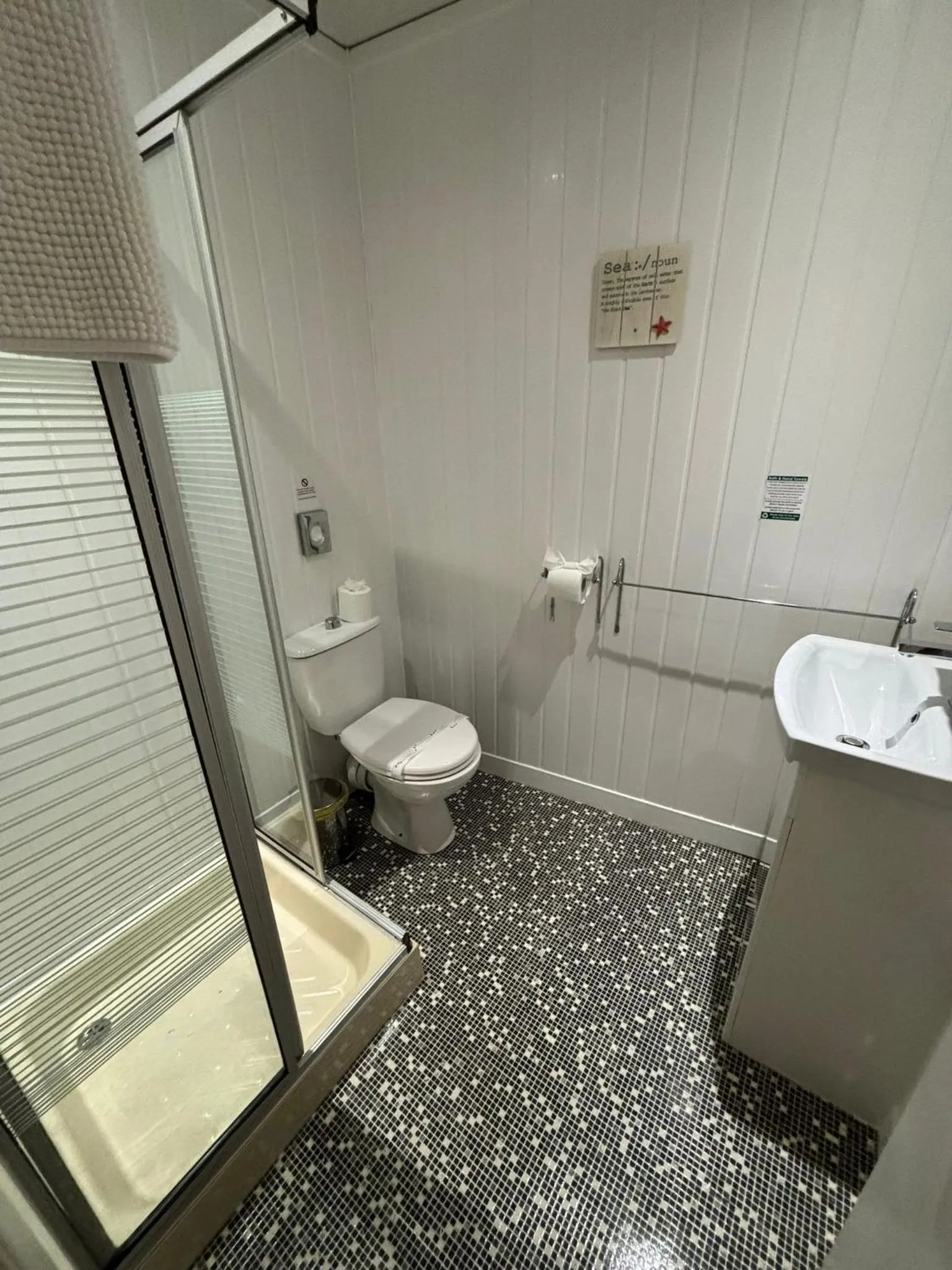 Bathroom in Kings Boutique Hotel