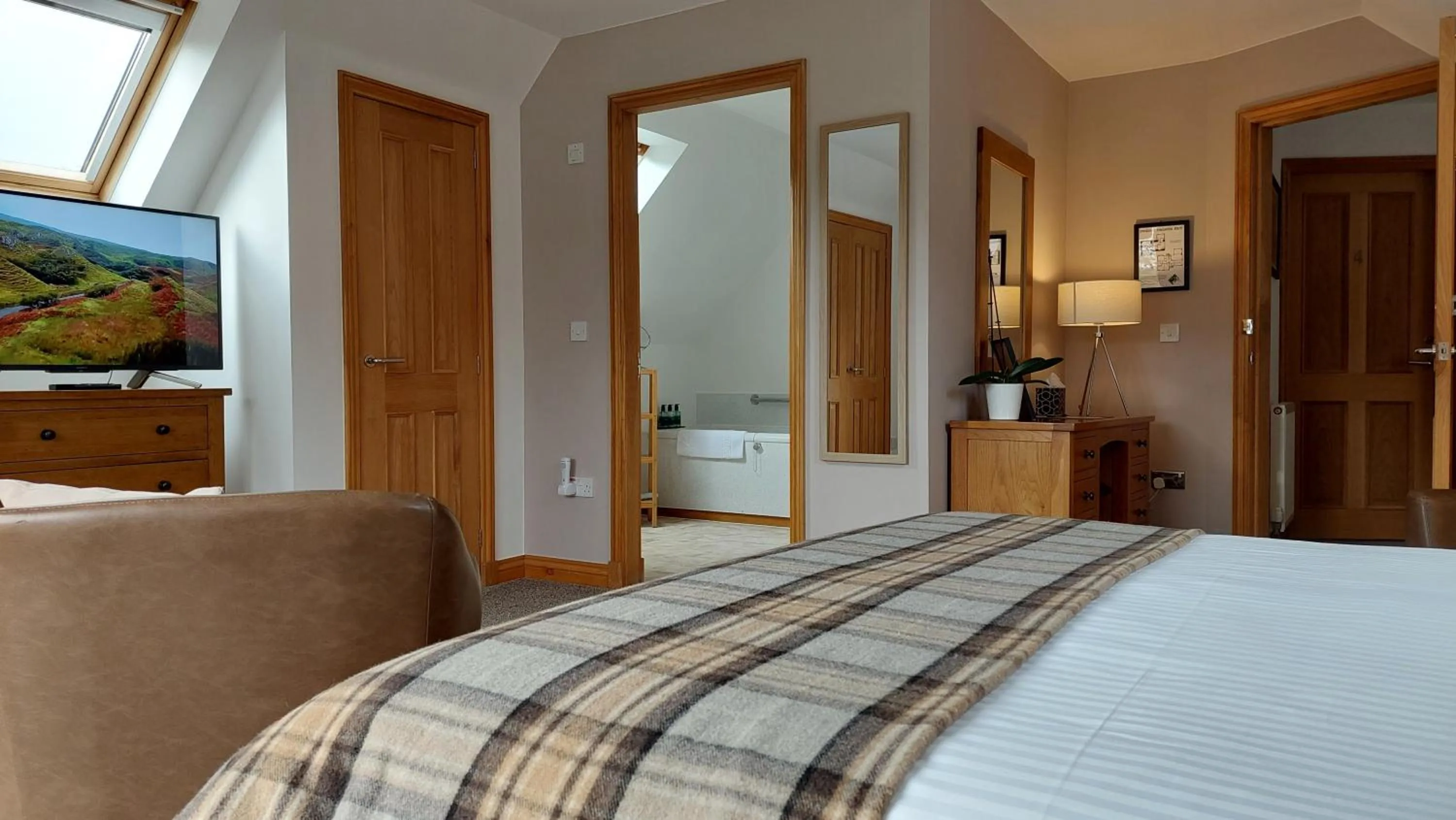 Bed in Orchard House Bed and Breakfast