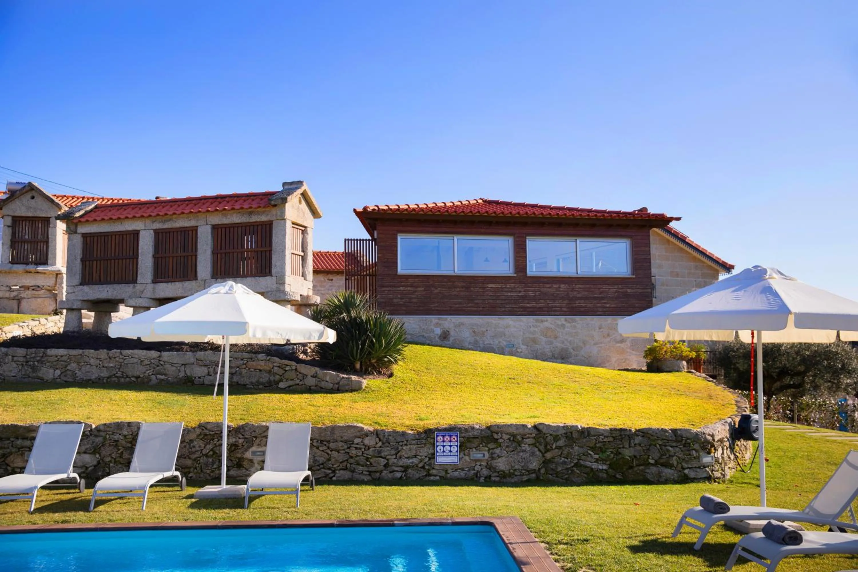 Eira - Casas de Selim