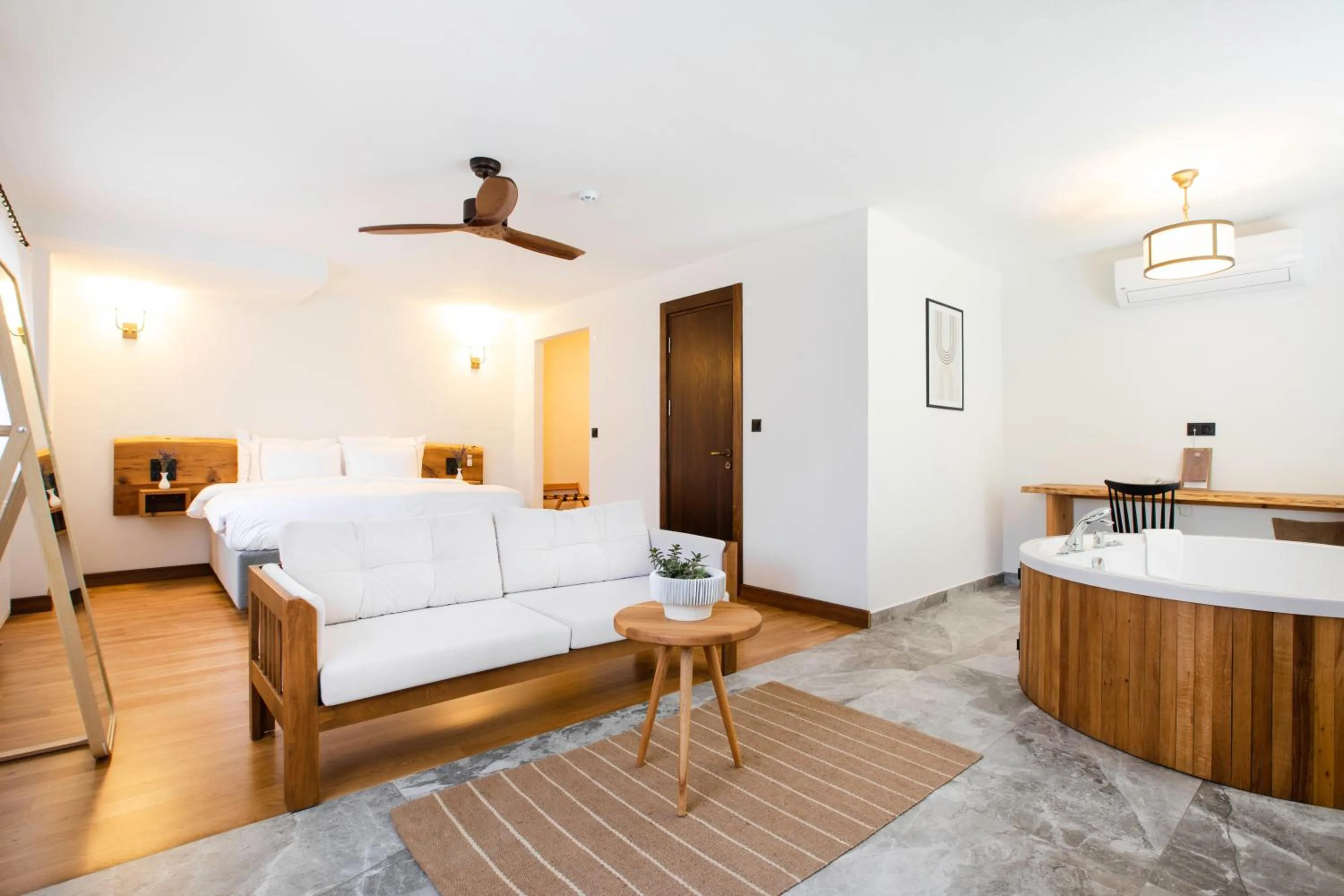 Bed in Marlo Ayvalık 12 Plus Adult Only