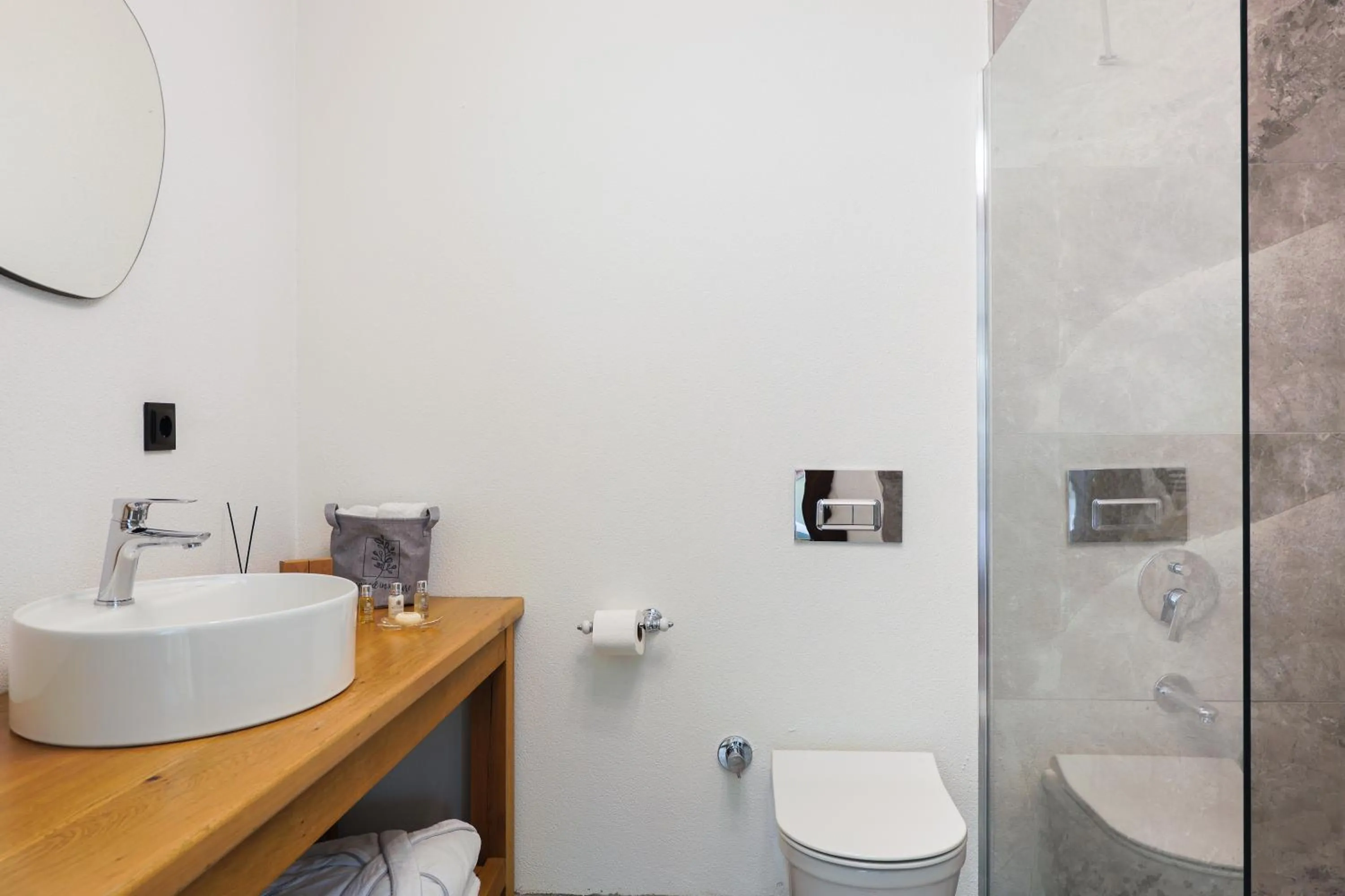 Bathroom in Marlo Ayvalık 12 Plus Adult Only