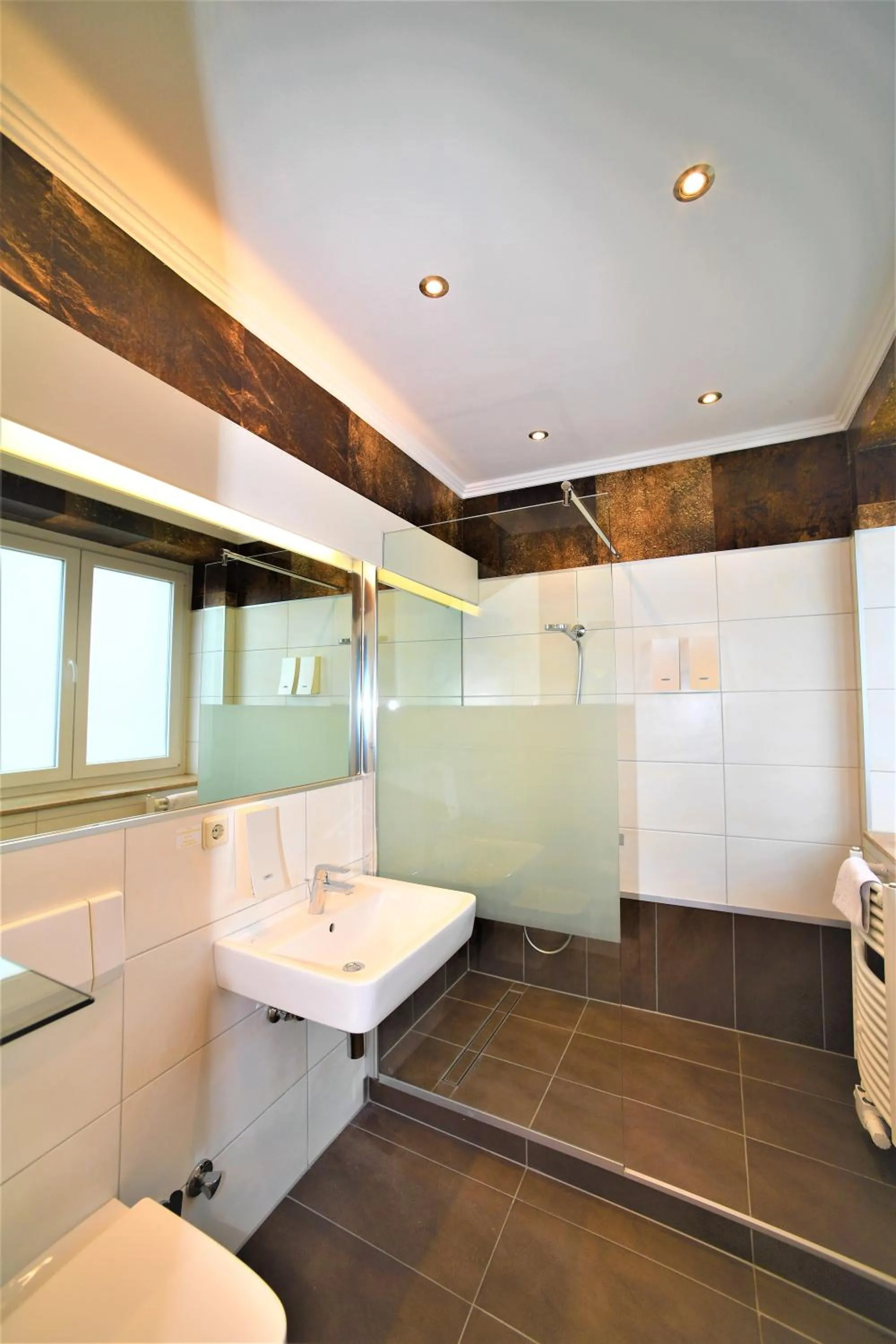 Bathroom in Ascot Hotel