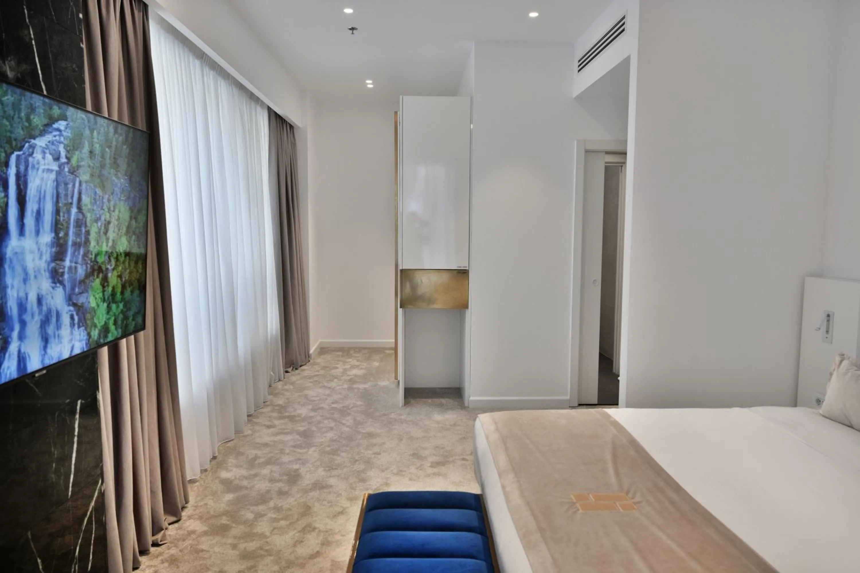 Bed in Habitat Hotel Tirana