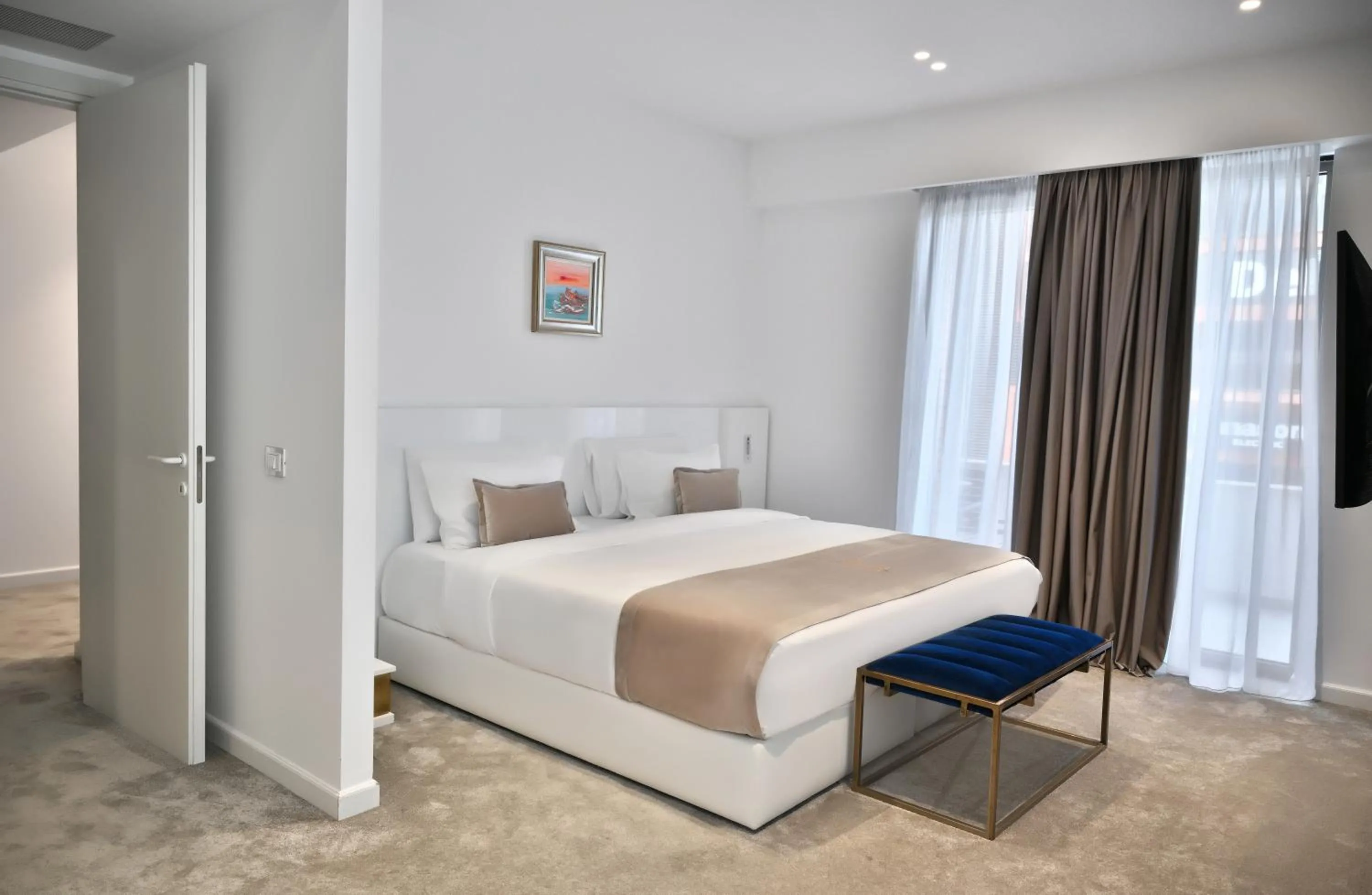 Bed in Habitat Hotel Tirana