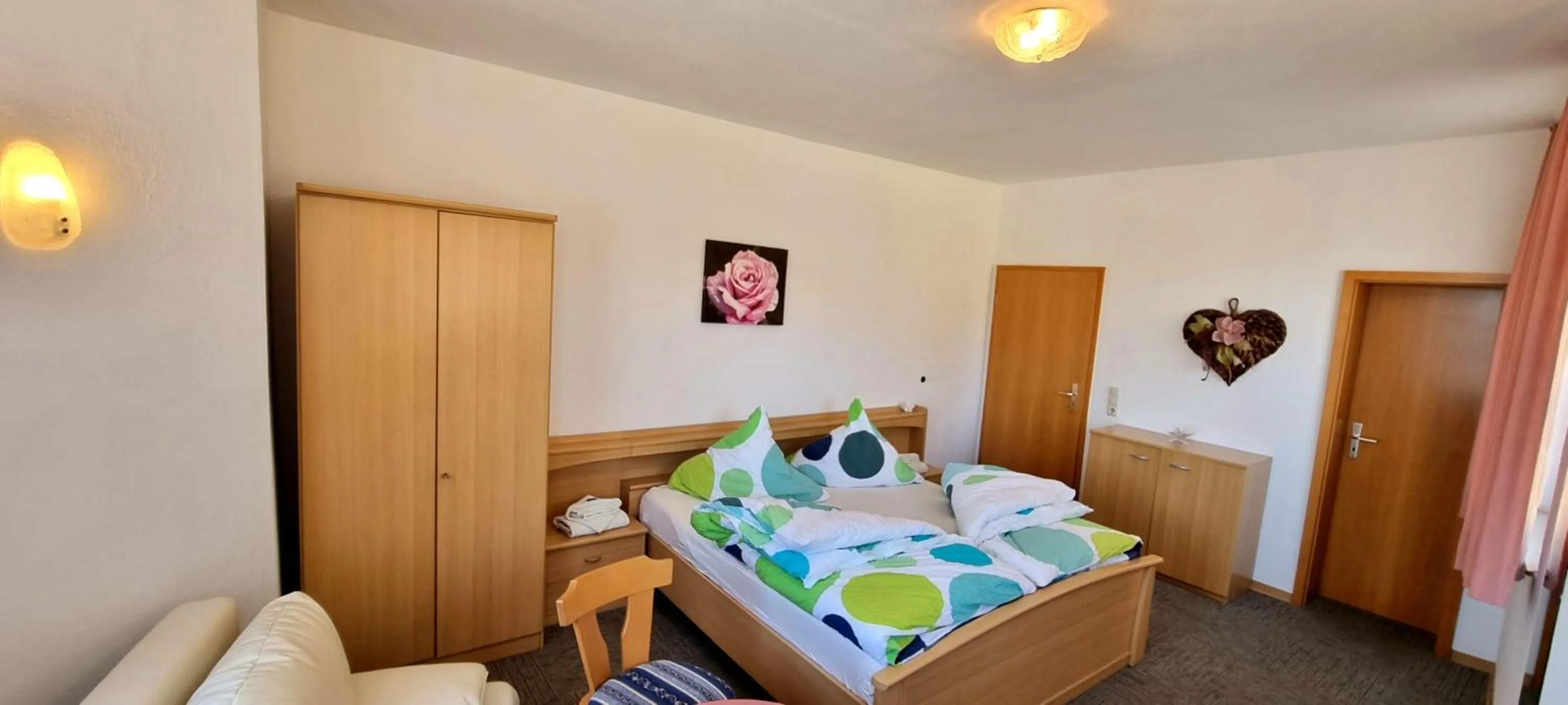 Photo of the whole room, Bed in Gasthof Landhaus Adorf