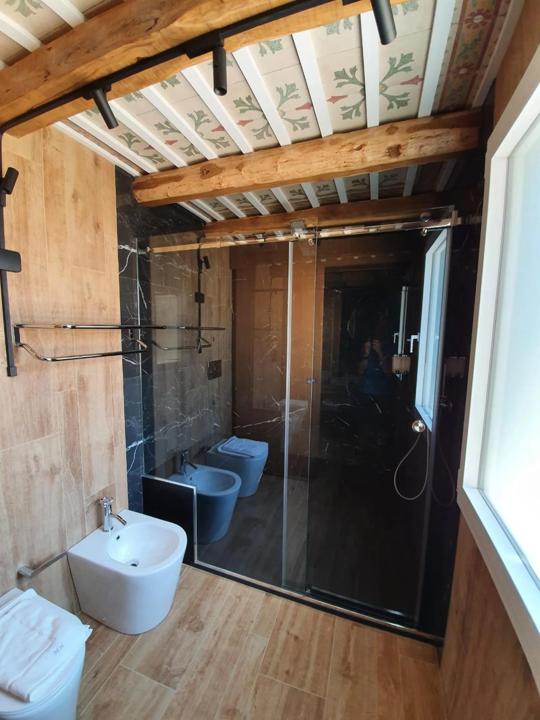 Shower in MY HOUSE LUXURY HOME