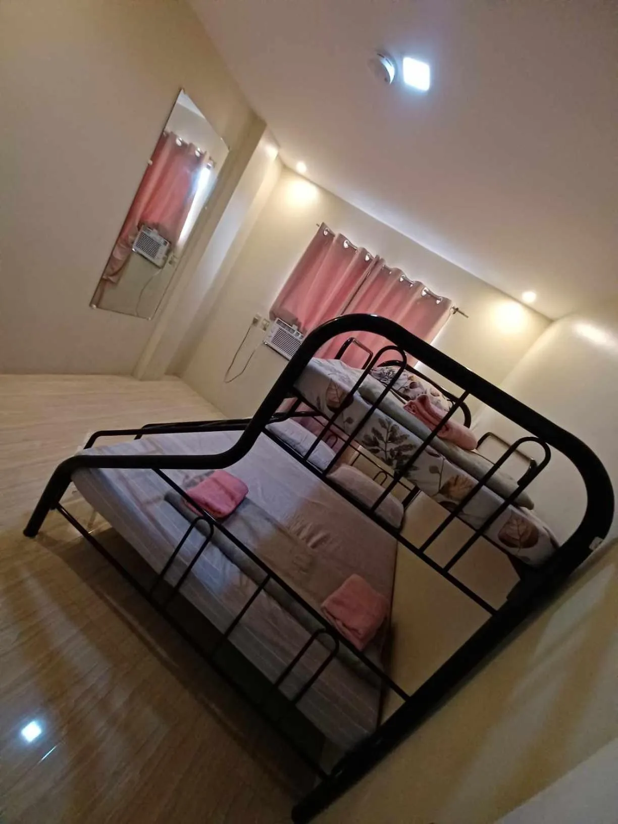 Bedroom, Bed in 2020 Travelers Inn