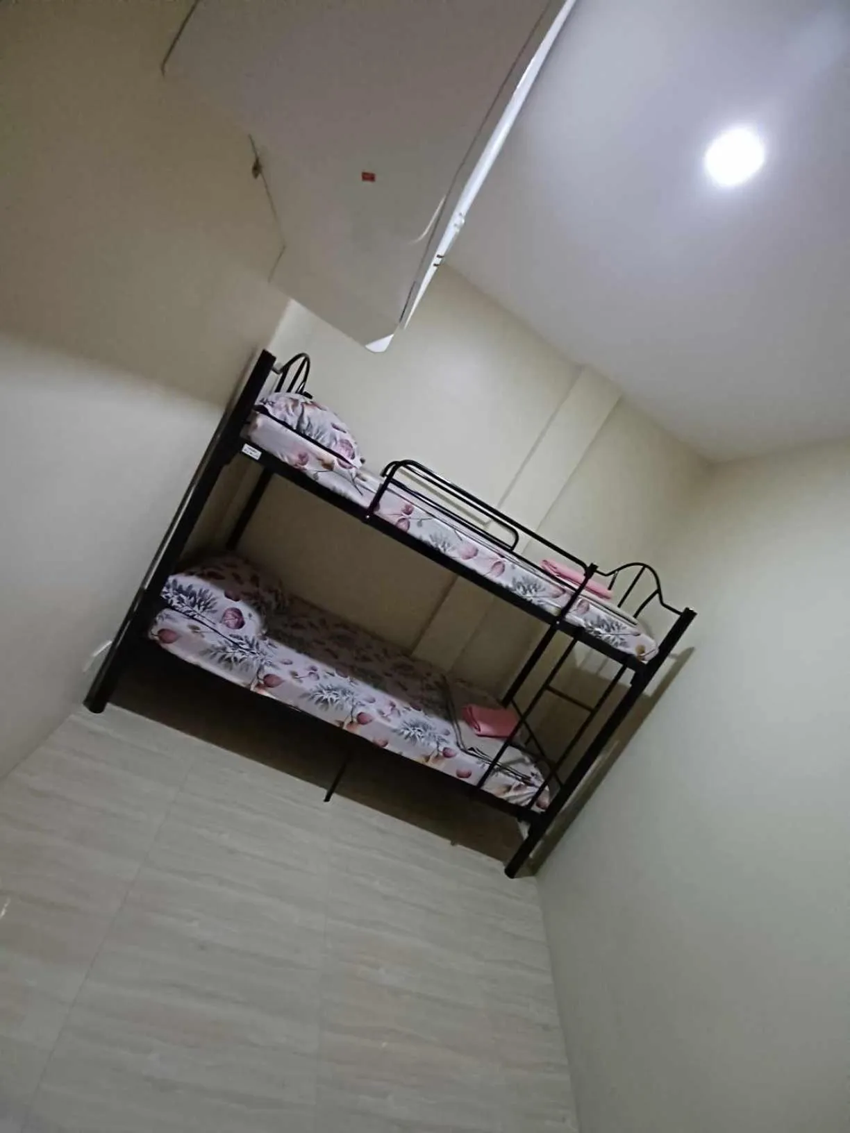 Bedroom, Bed in 2020 Travelers Inn