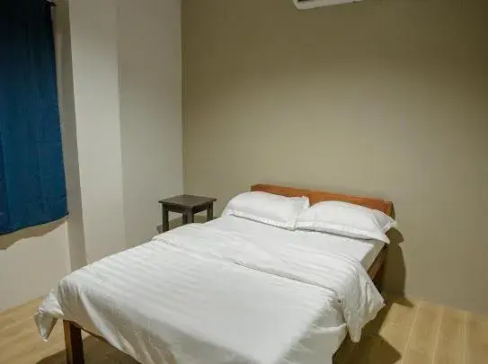 Bedroom, Bed in 2020 Travelers Inn Bedroom, Bed in 2020 Travelers Inn