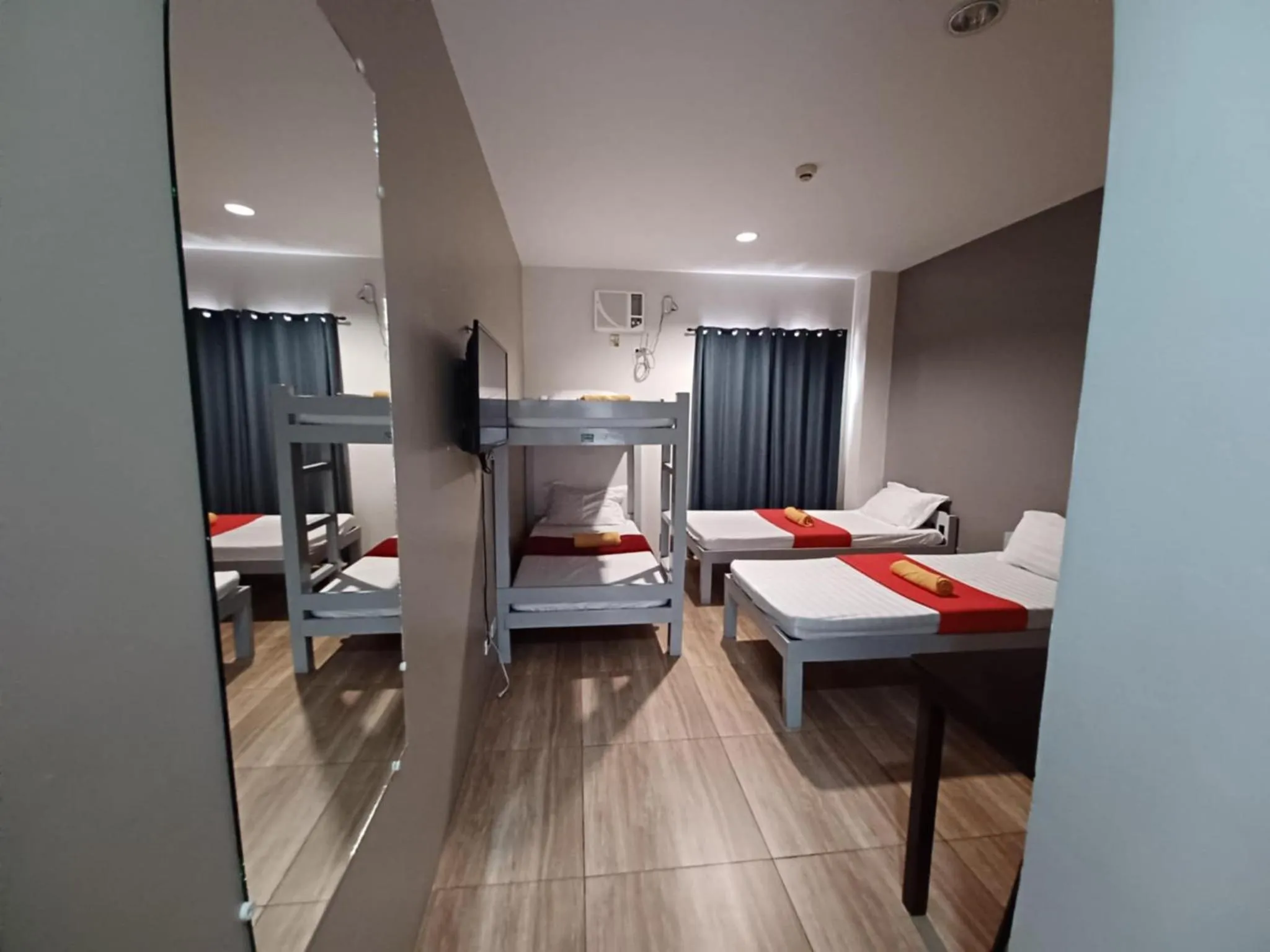 Bedroom, Bed in 2020 Travelers Inn