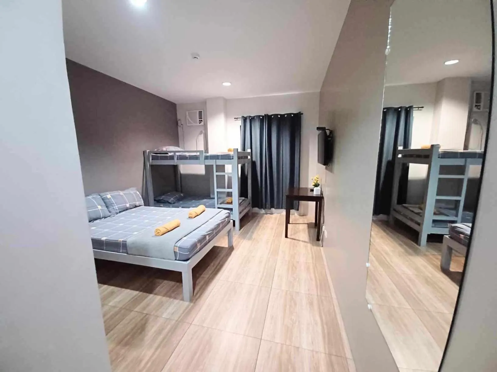 Bedroom, Bed in 2020 Travelers Inn