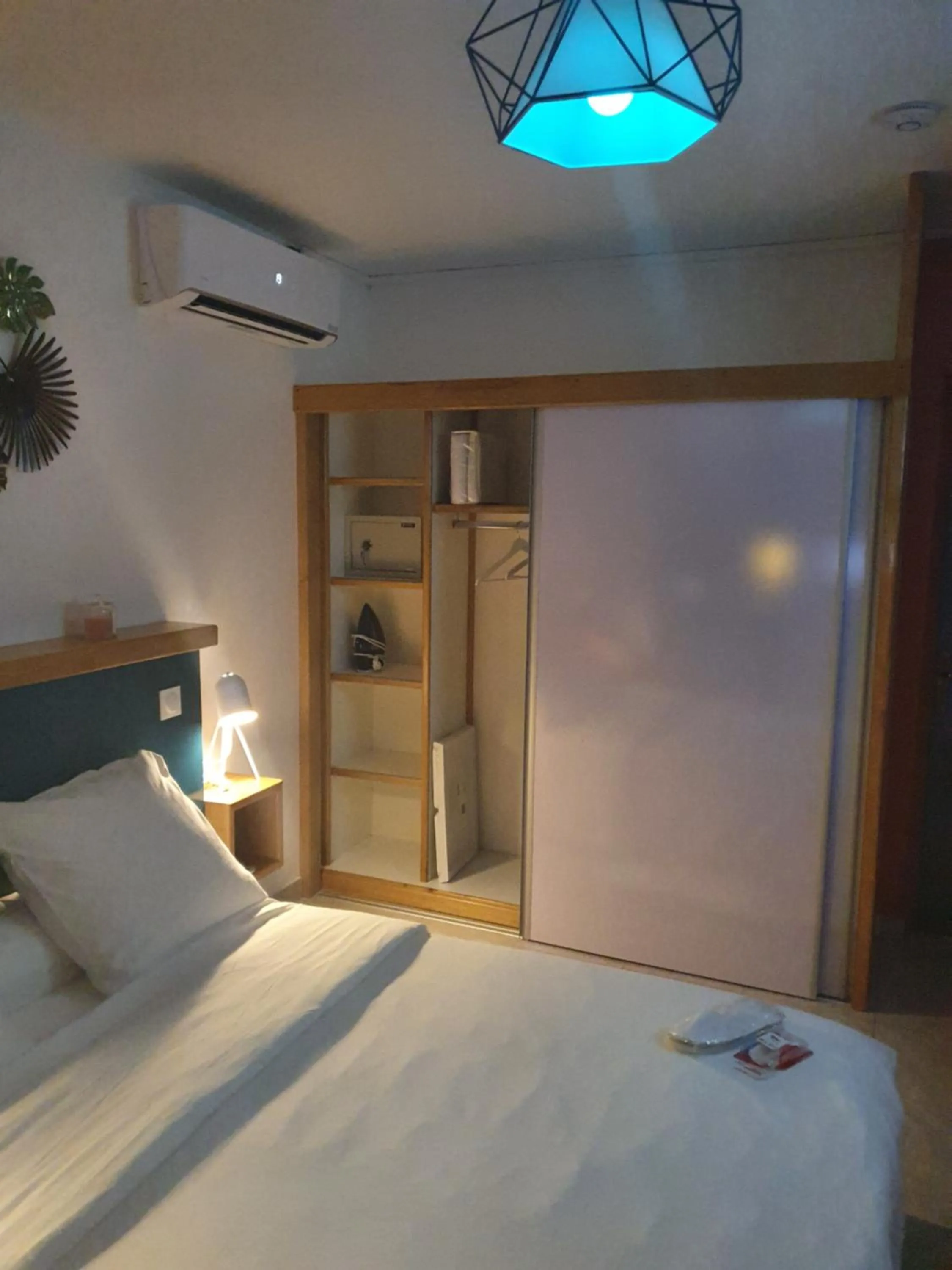 Photo of the whole room in Yangou Appart 1