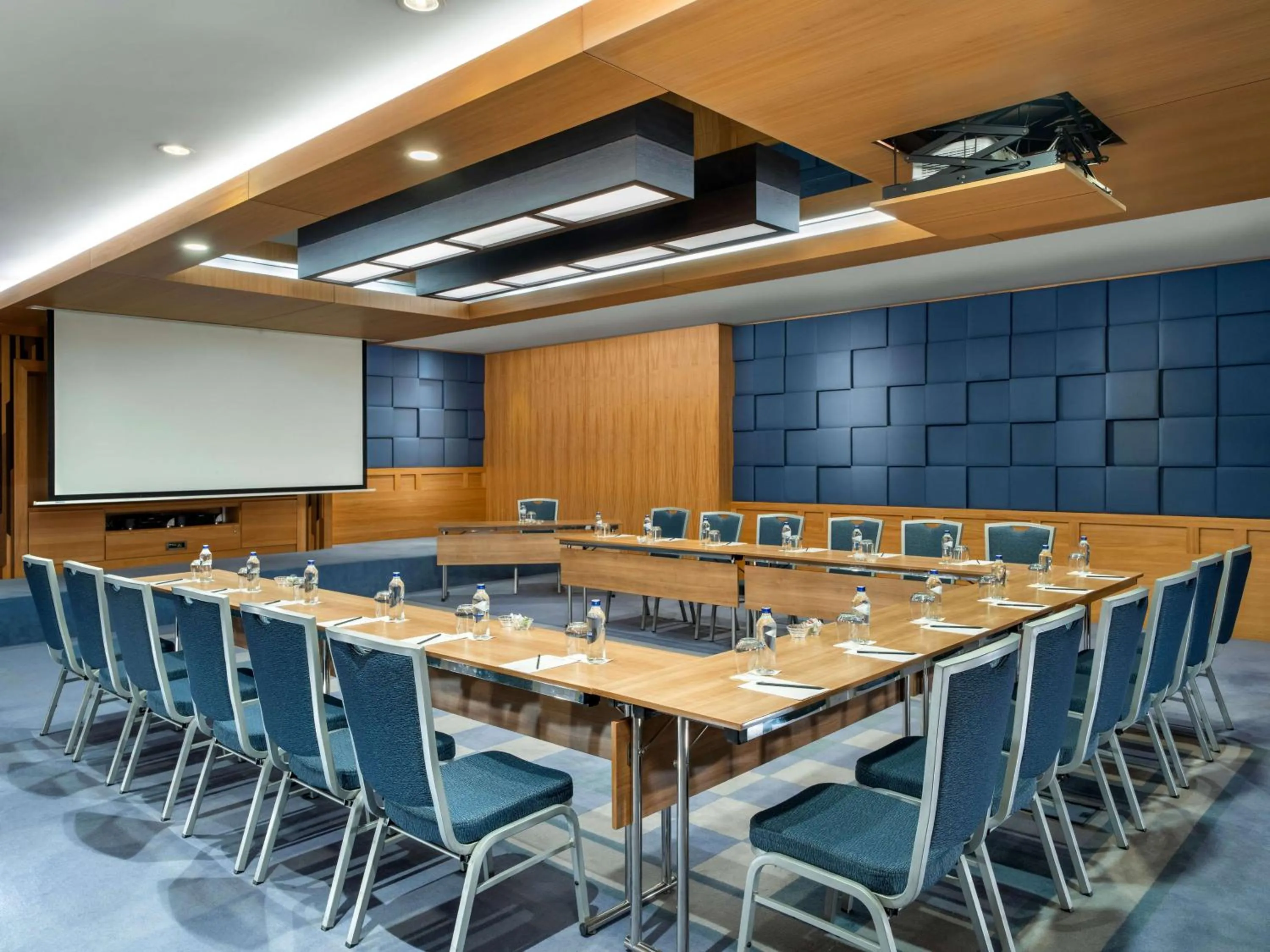 Meeting/conference room in Radisson Blu Hotel, Istanbul Sisli