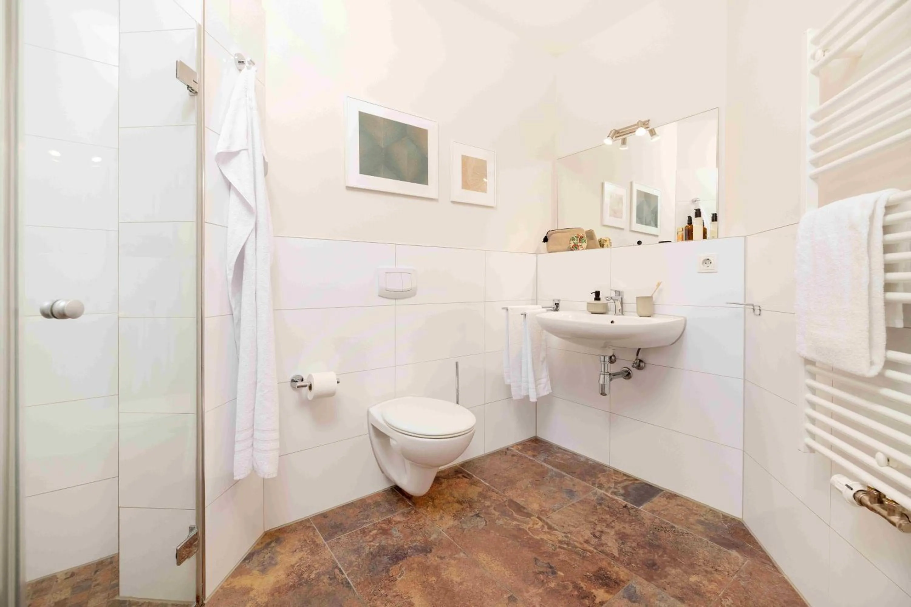 Shower in Apartments Altes Konsulat