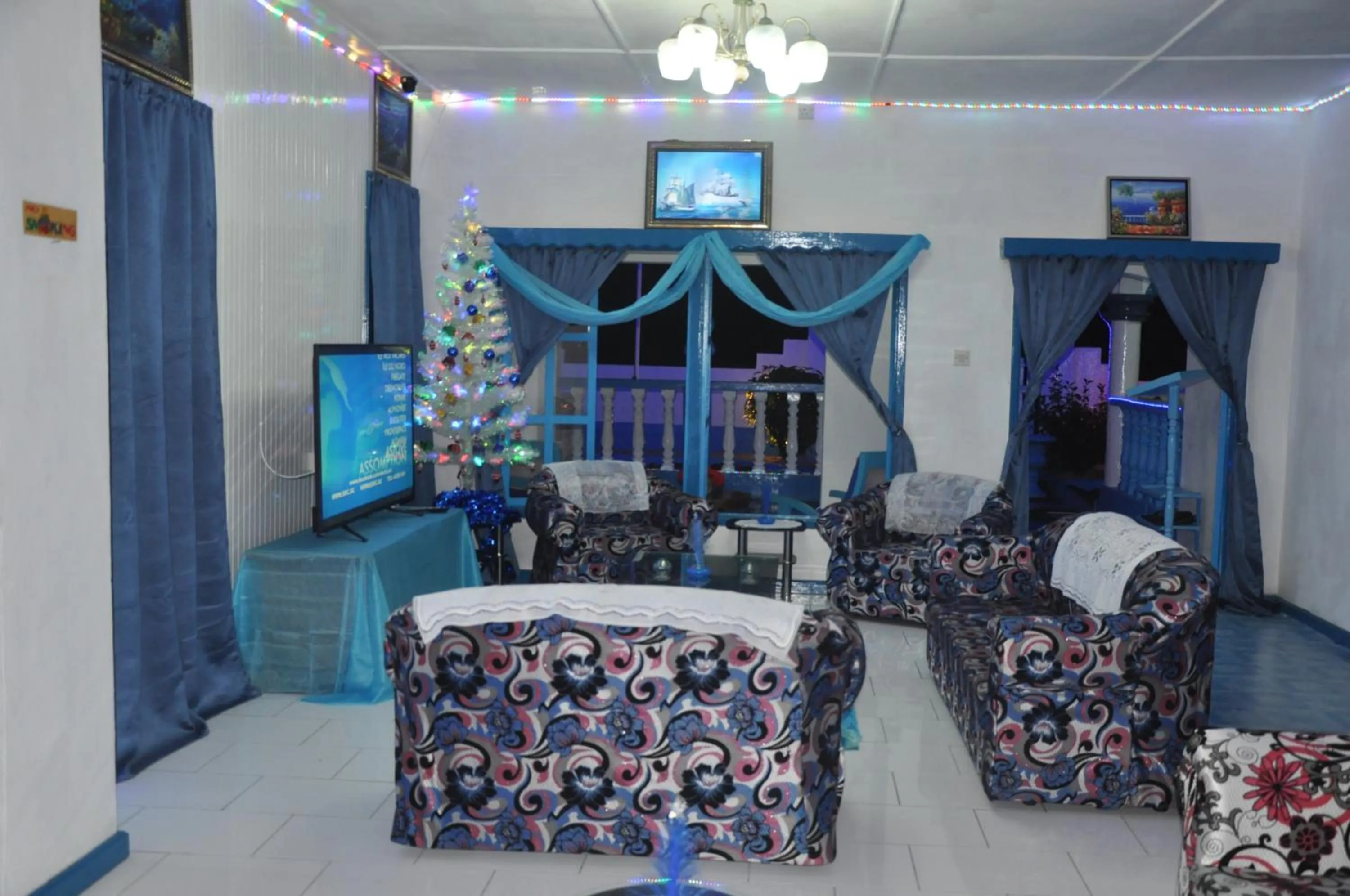 TV and multimedia in Le Chateau Bleu