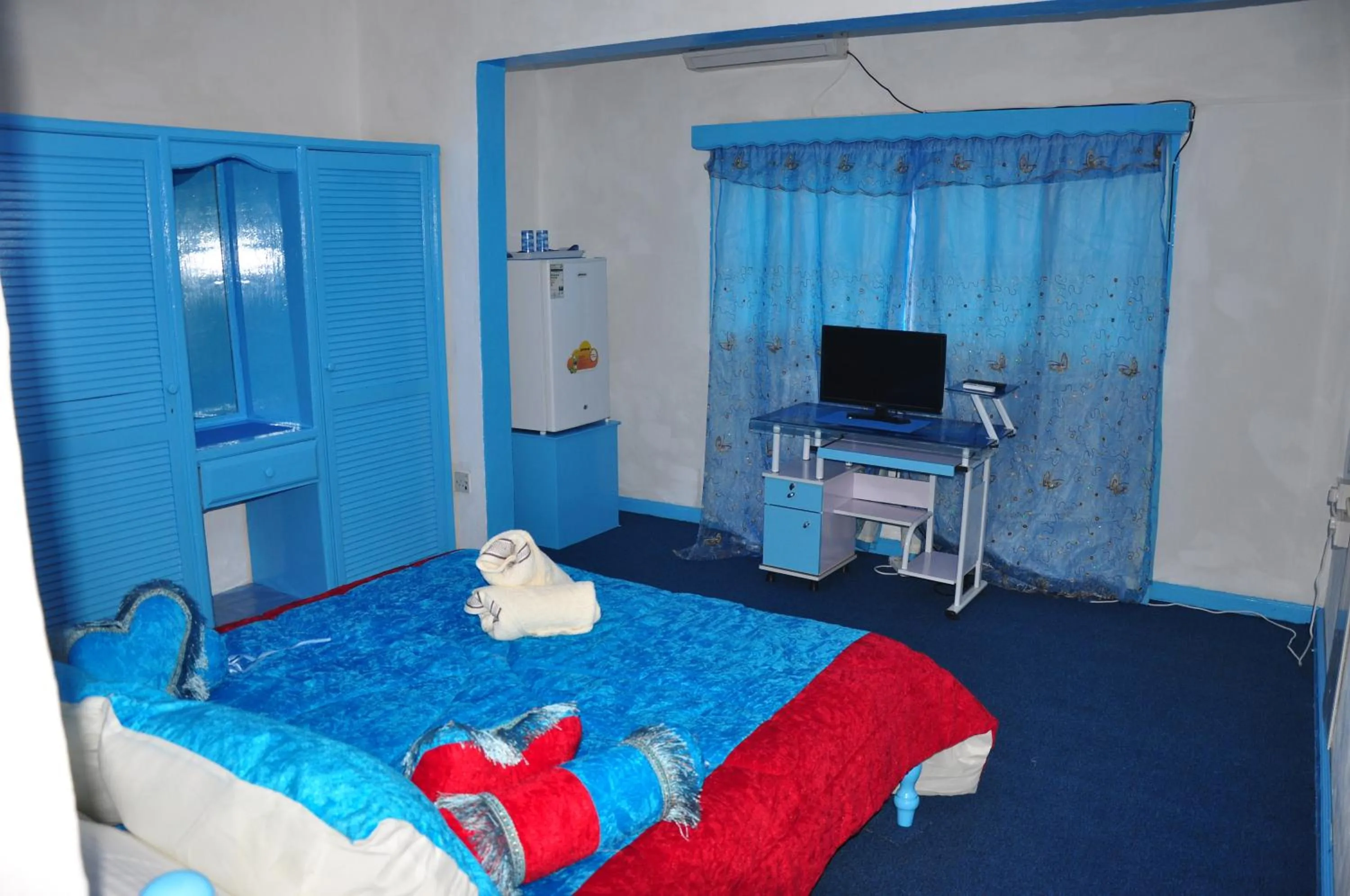 Bed in Le Chateau Bleu