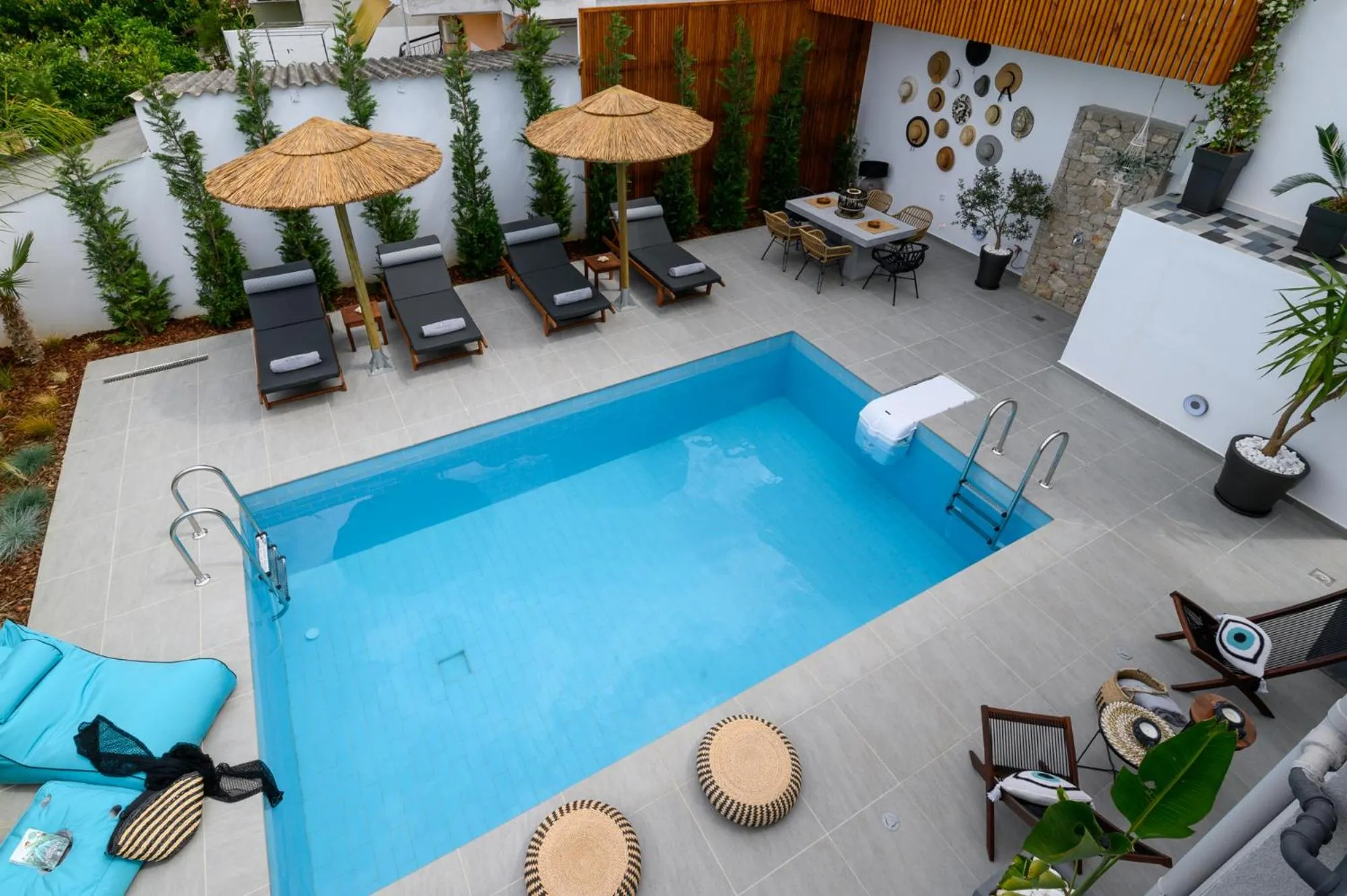 Swimming pool in Versa Villas