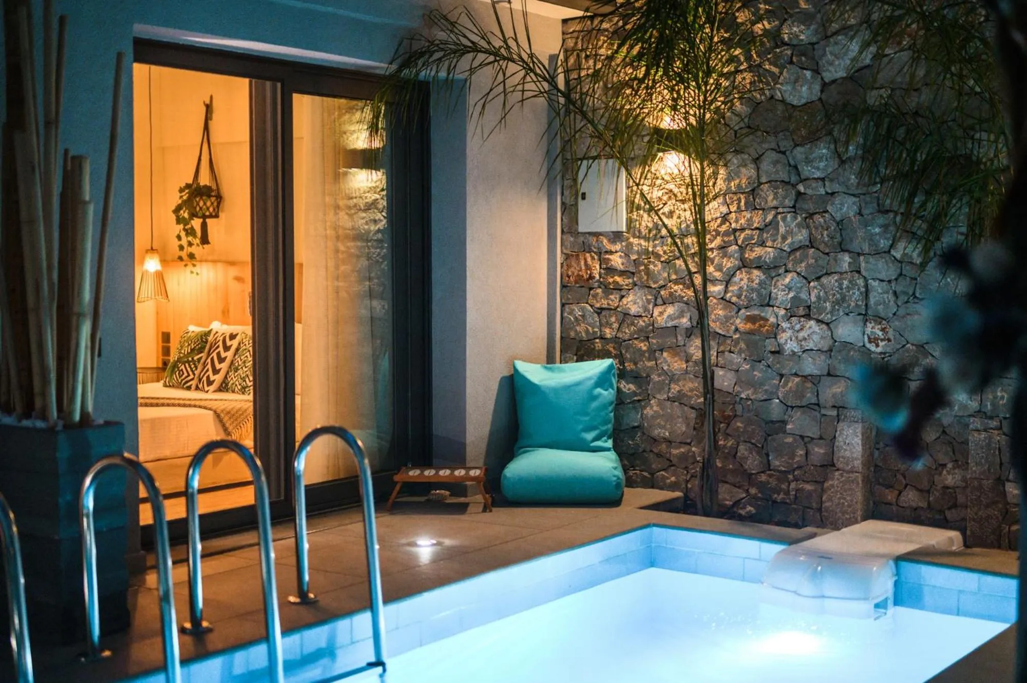Swimming pool in Versa Villas