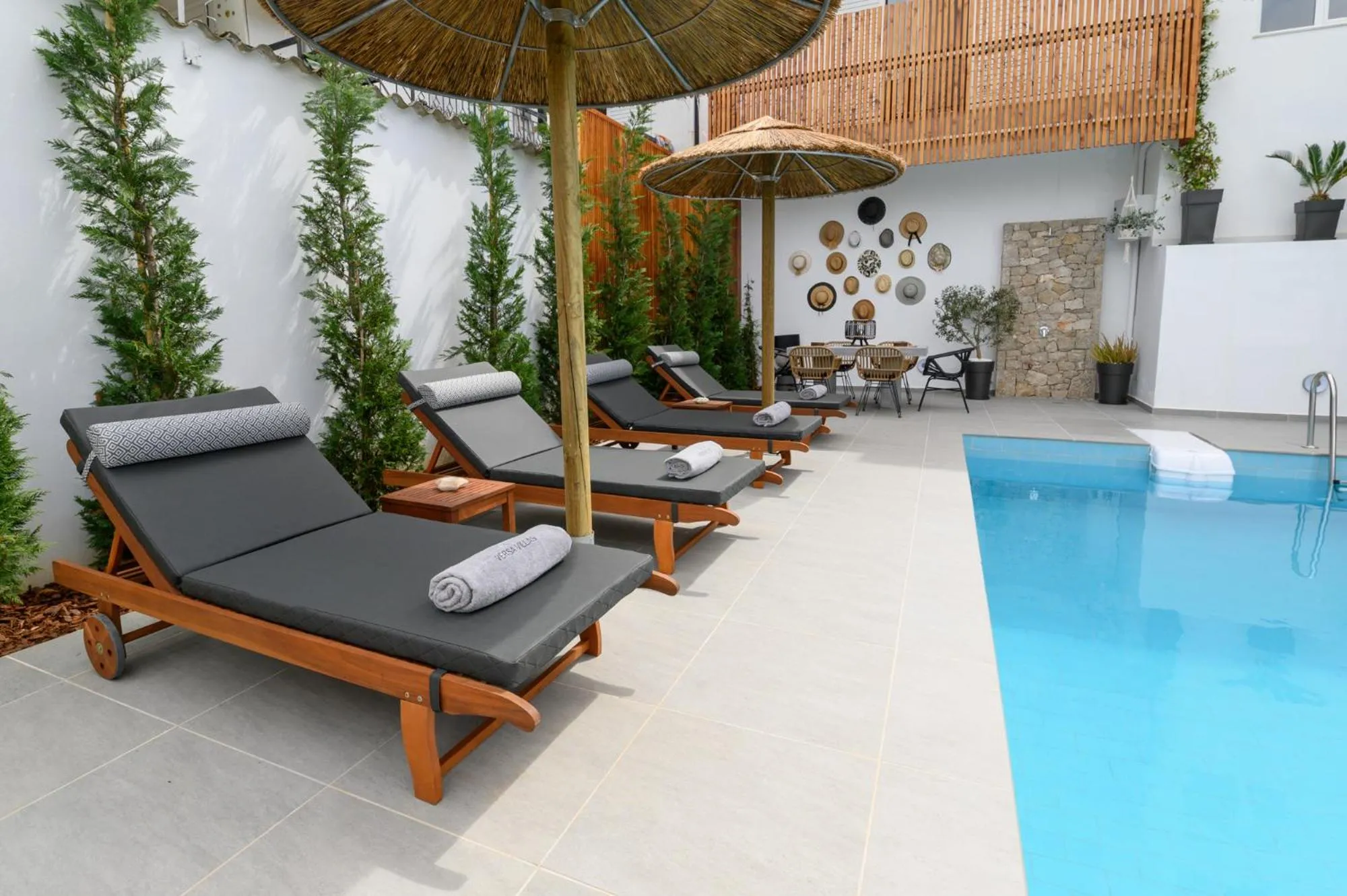 Swimming pool in Versa Villas