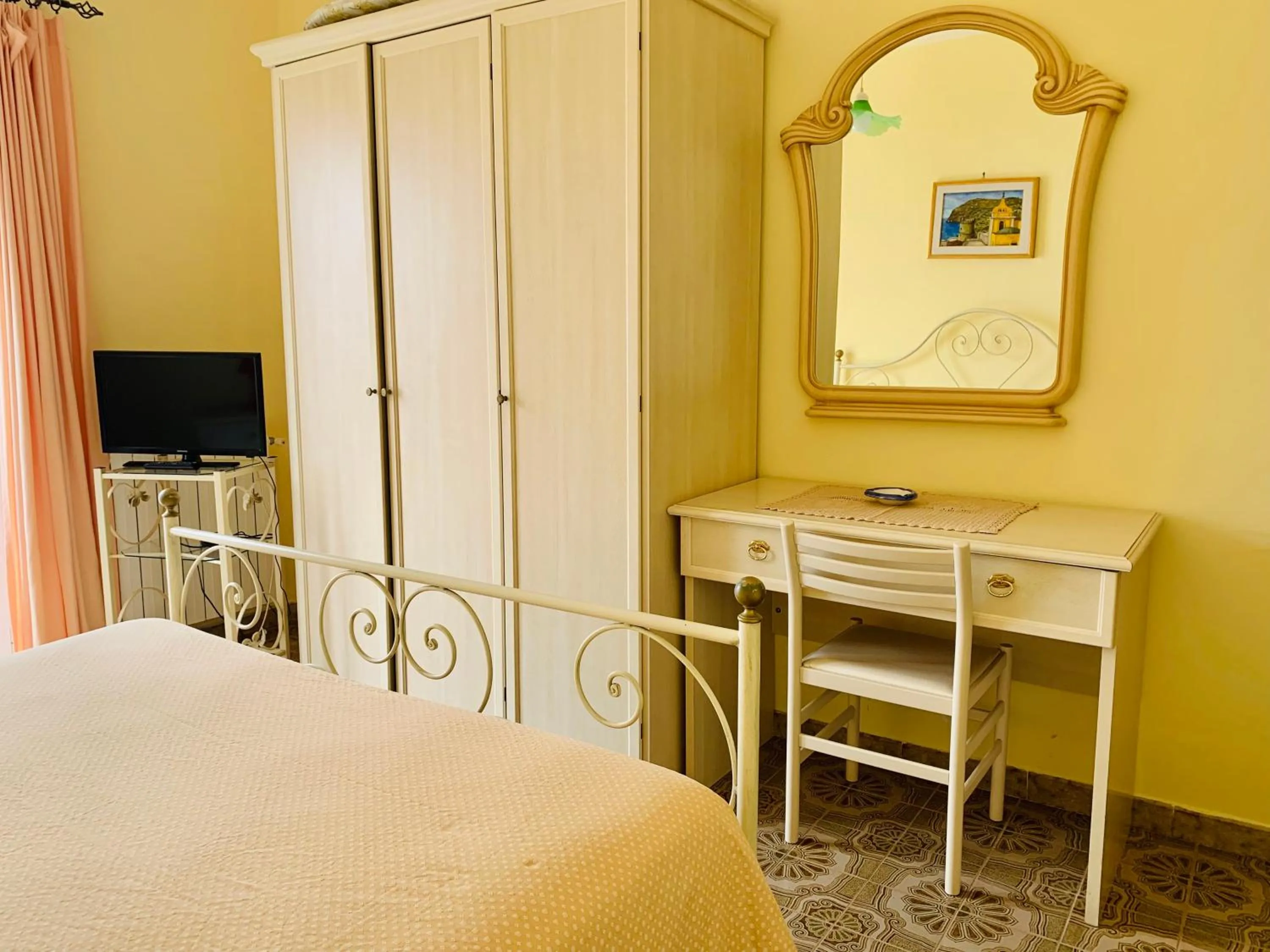 Bedroom, Bed in Pensione Casa Verde