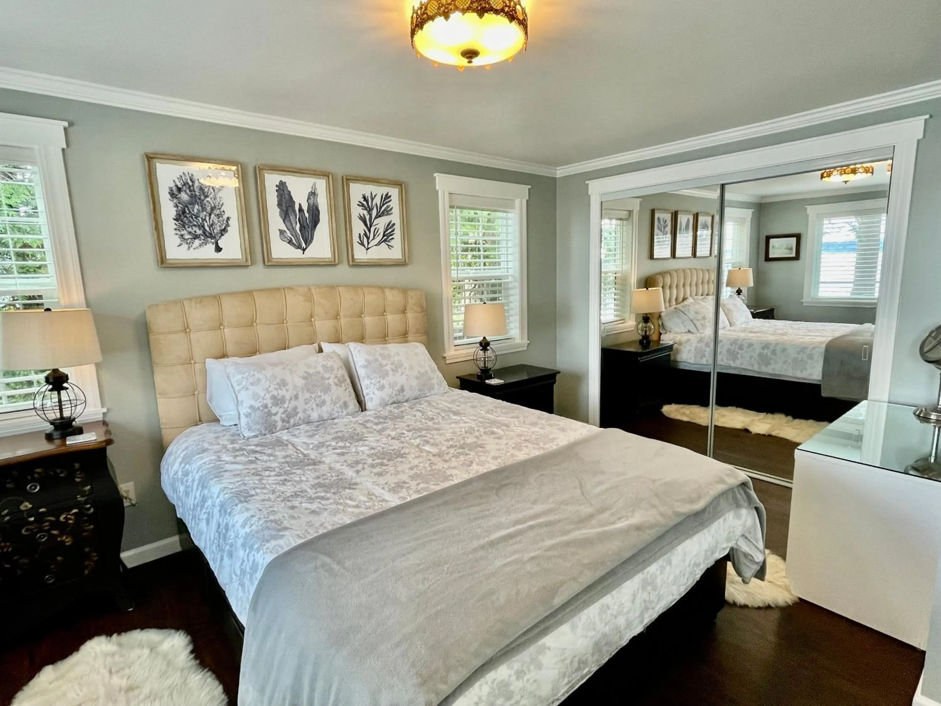 Bed in Puget Sound Chic Romantic Cottage with Private Beach Access & Gated Entry