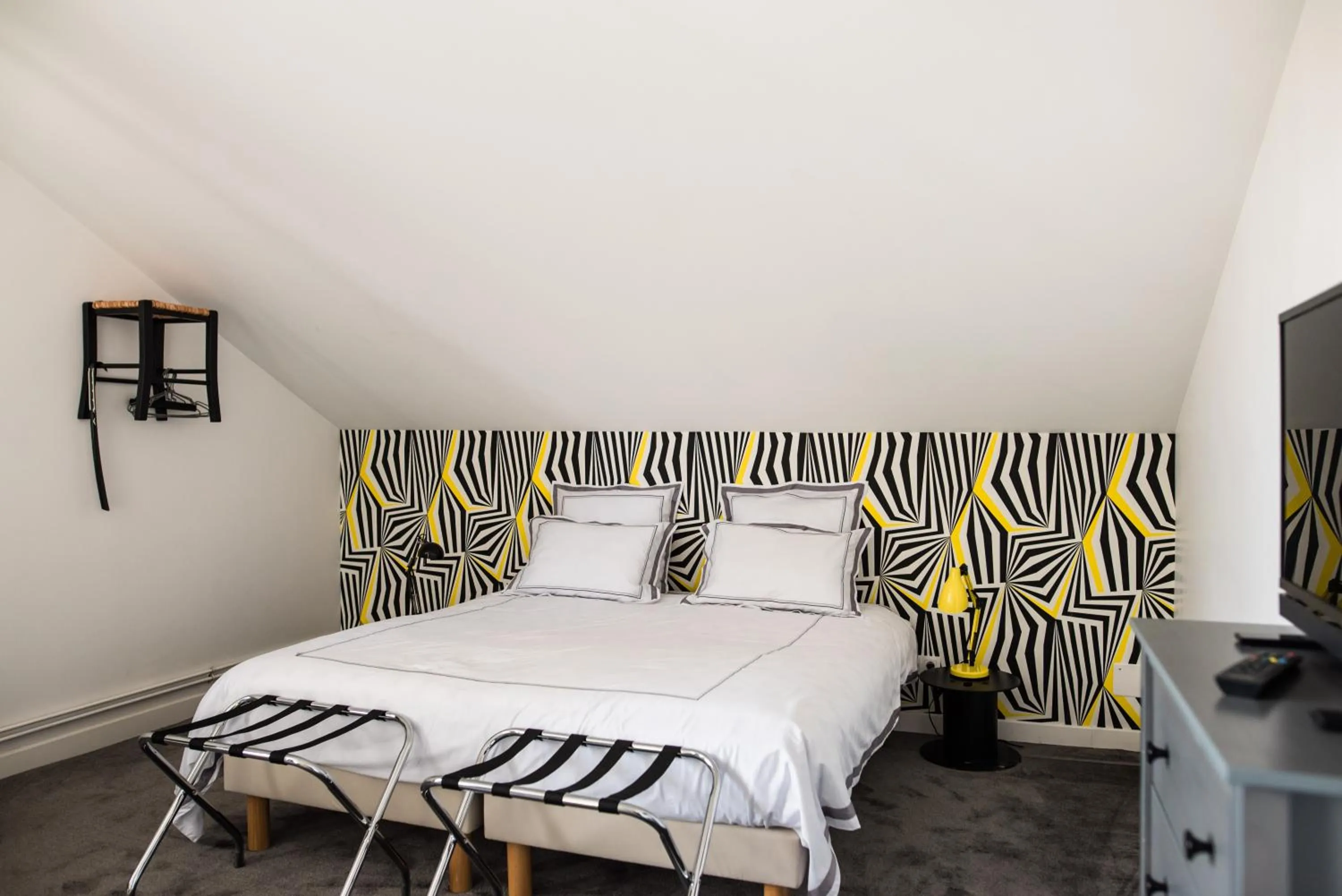 Bed in La Maison Mirabeau