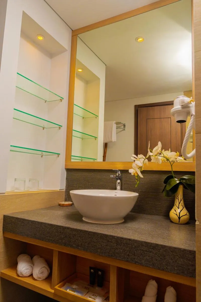 Royal Regantris Trawangan