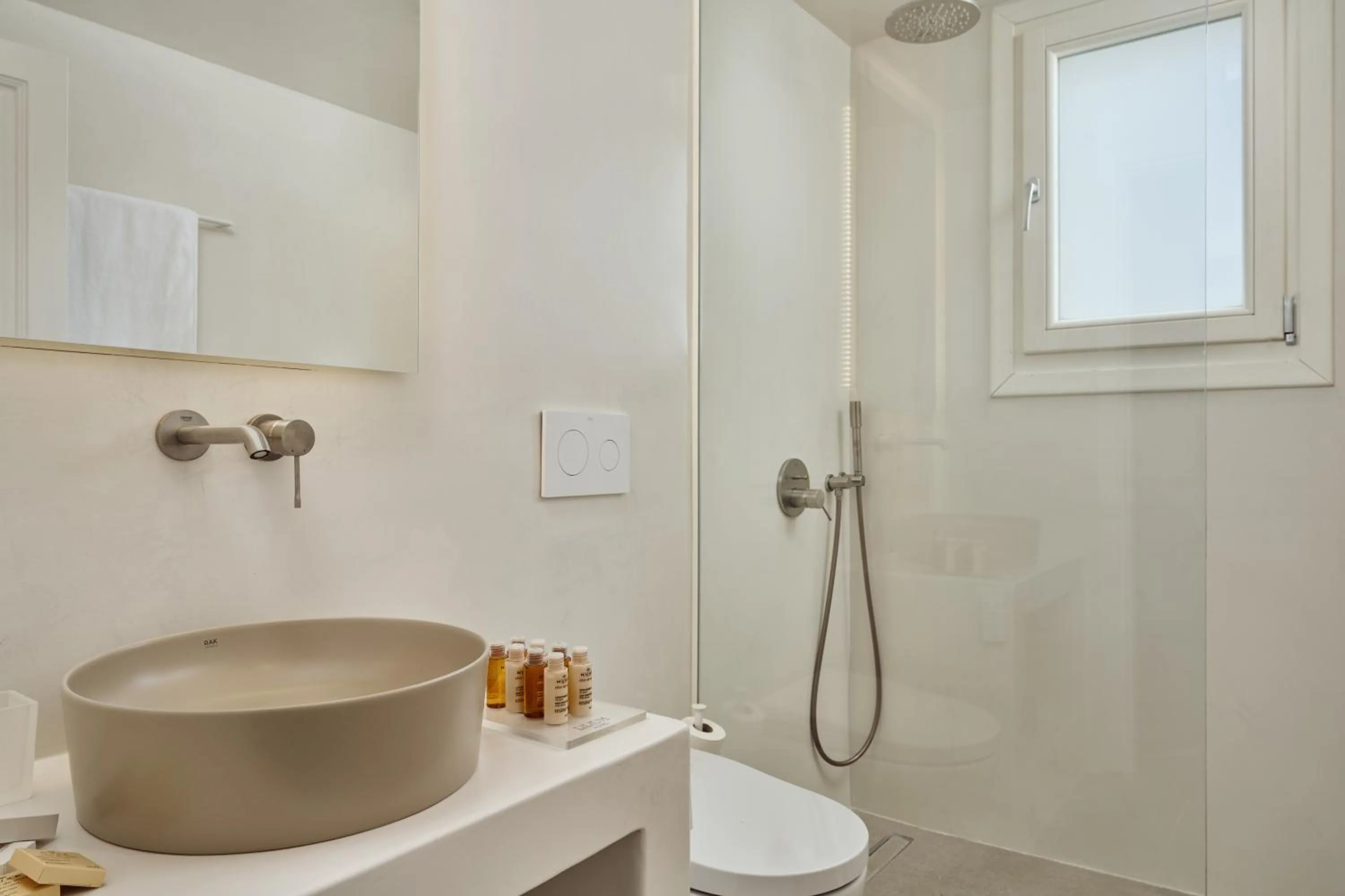 Bathroom in Lilium Homes