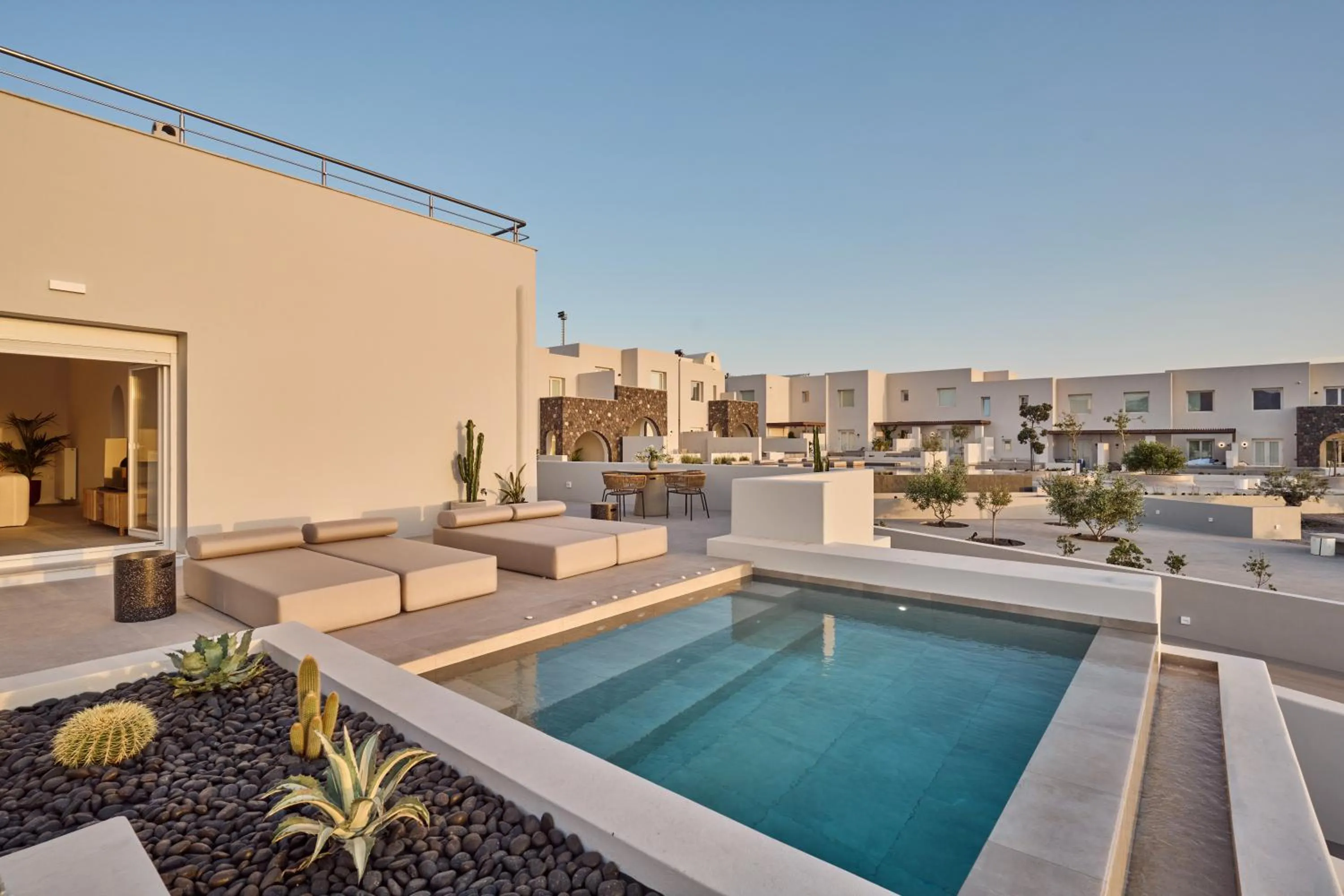 Swimming pool in Lilium Homes