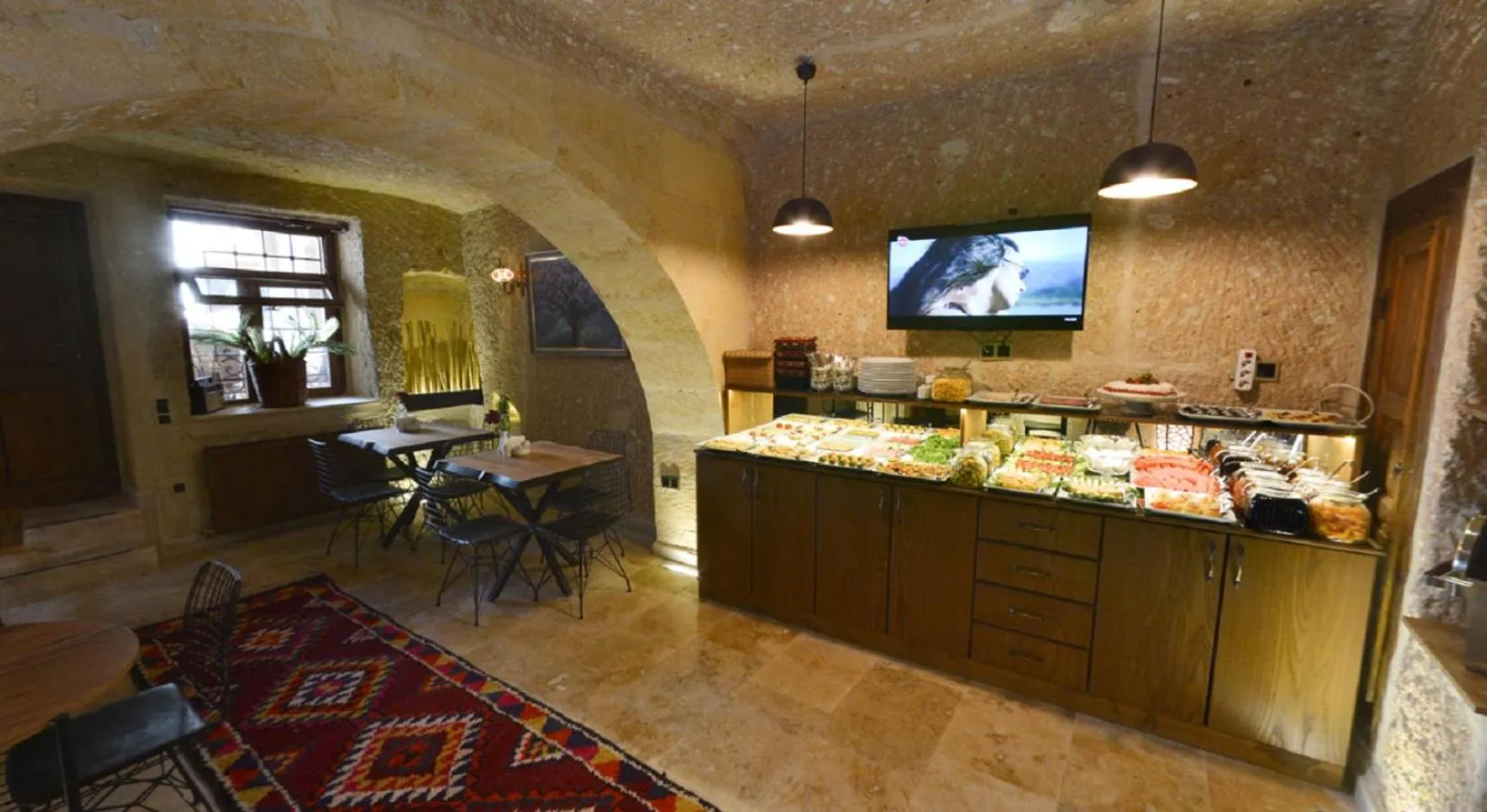 Breakfast in Pegas Cave Suites